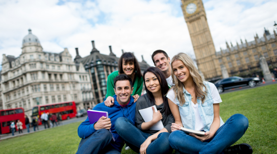 5 Reasons to Study English Abroad 