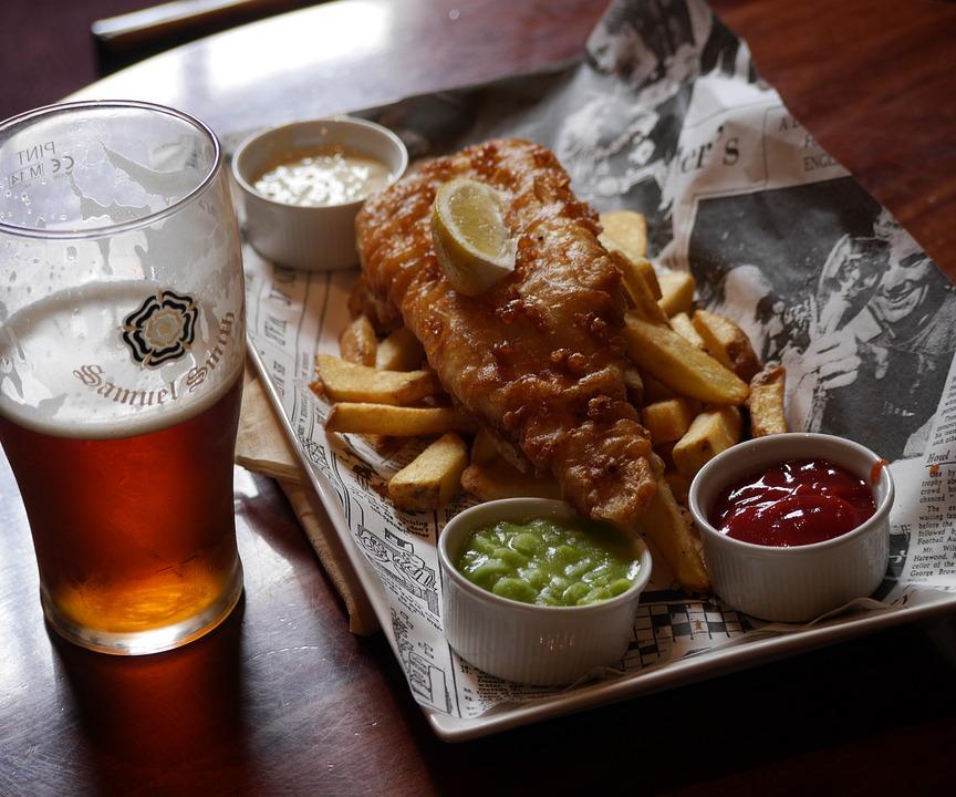 7 Traditional British Dishes You Need To Try