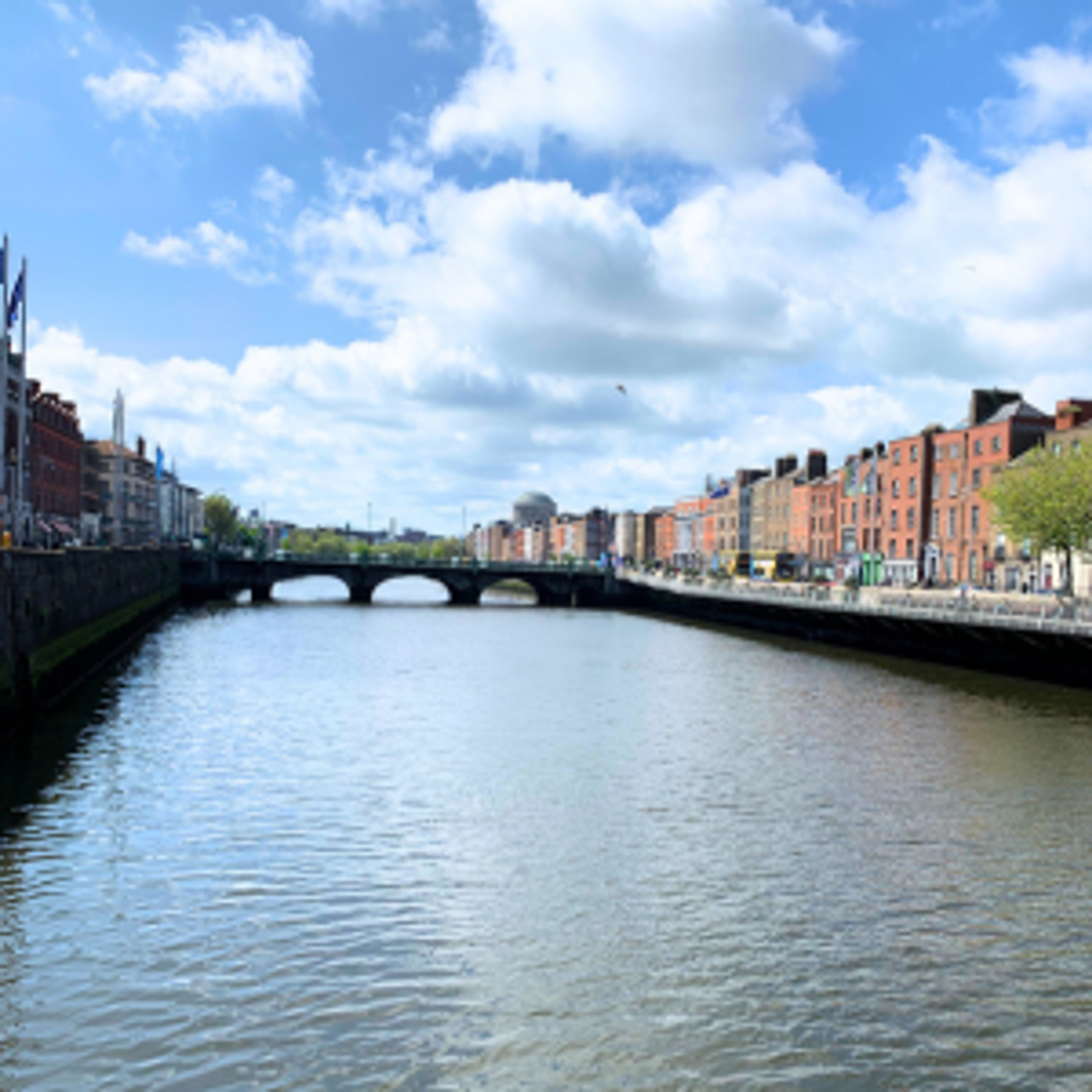 A fair day over the gorgeous River Liffey