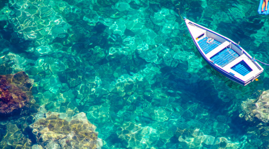 12 Sea-Themed Phrases to Expand Your English Vocabulary