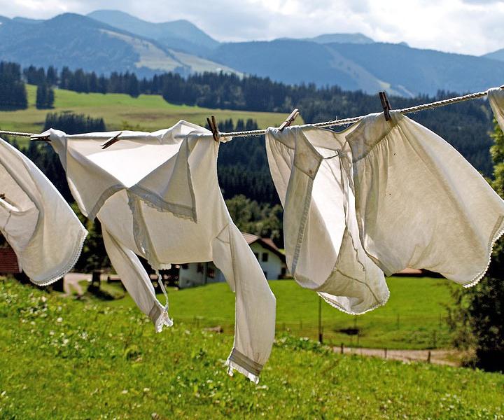 16 Clothing Related Idioms That You Need to Know