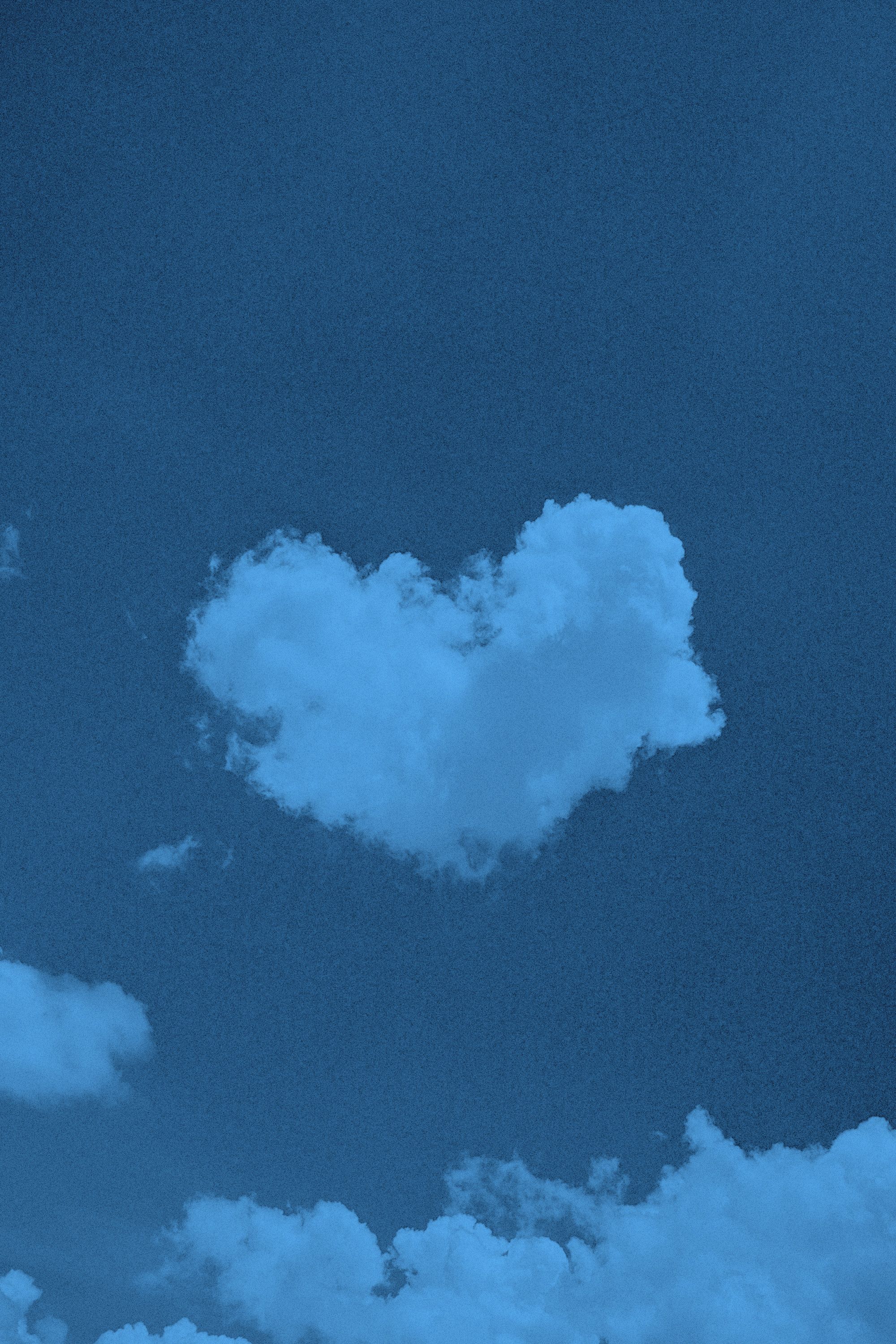 Ett moln som ser ut som ett hjärta