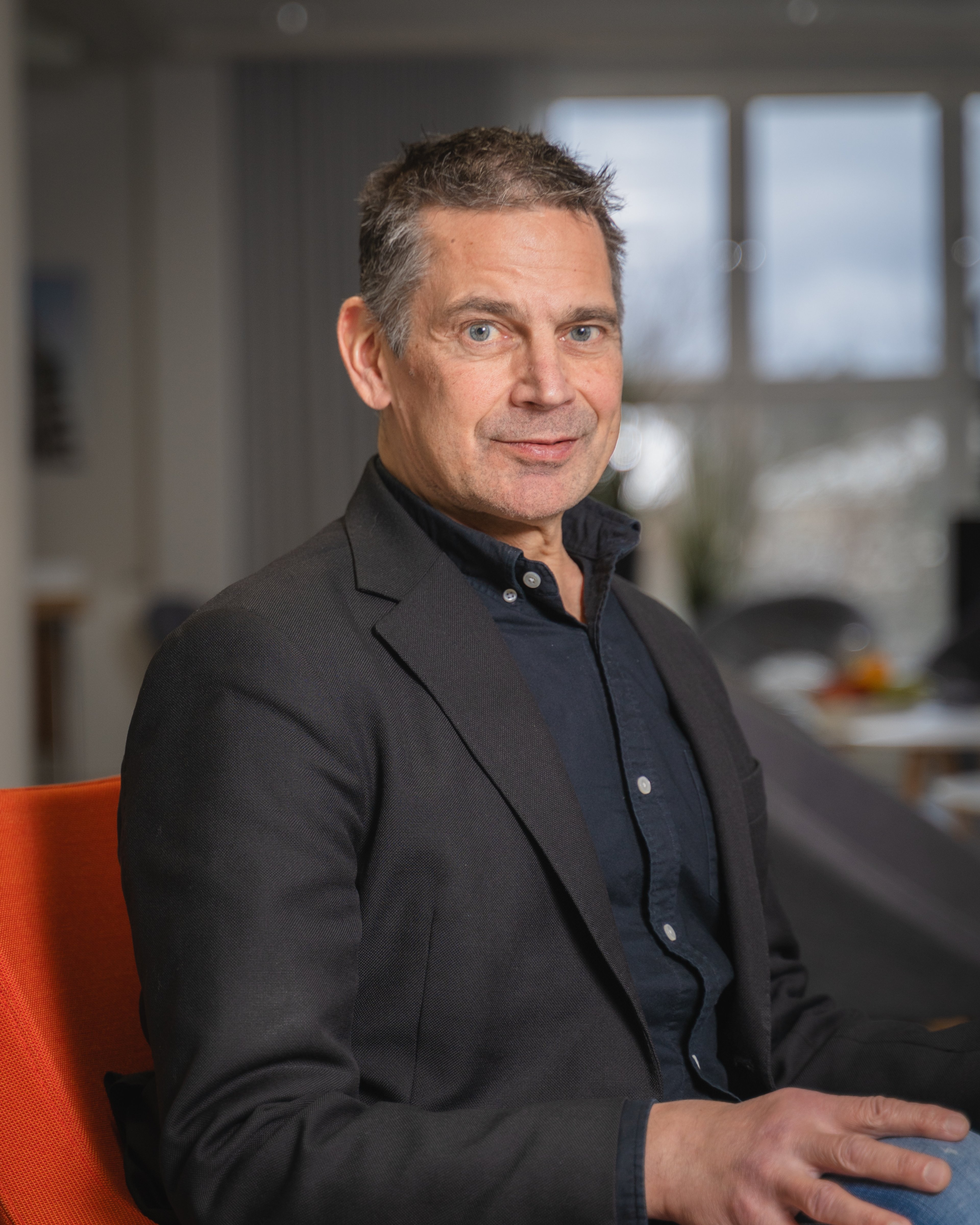 En bild på en medarbetare