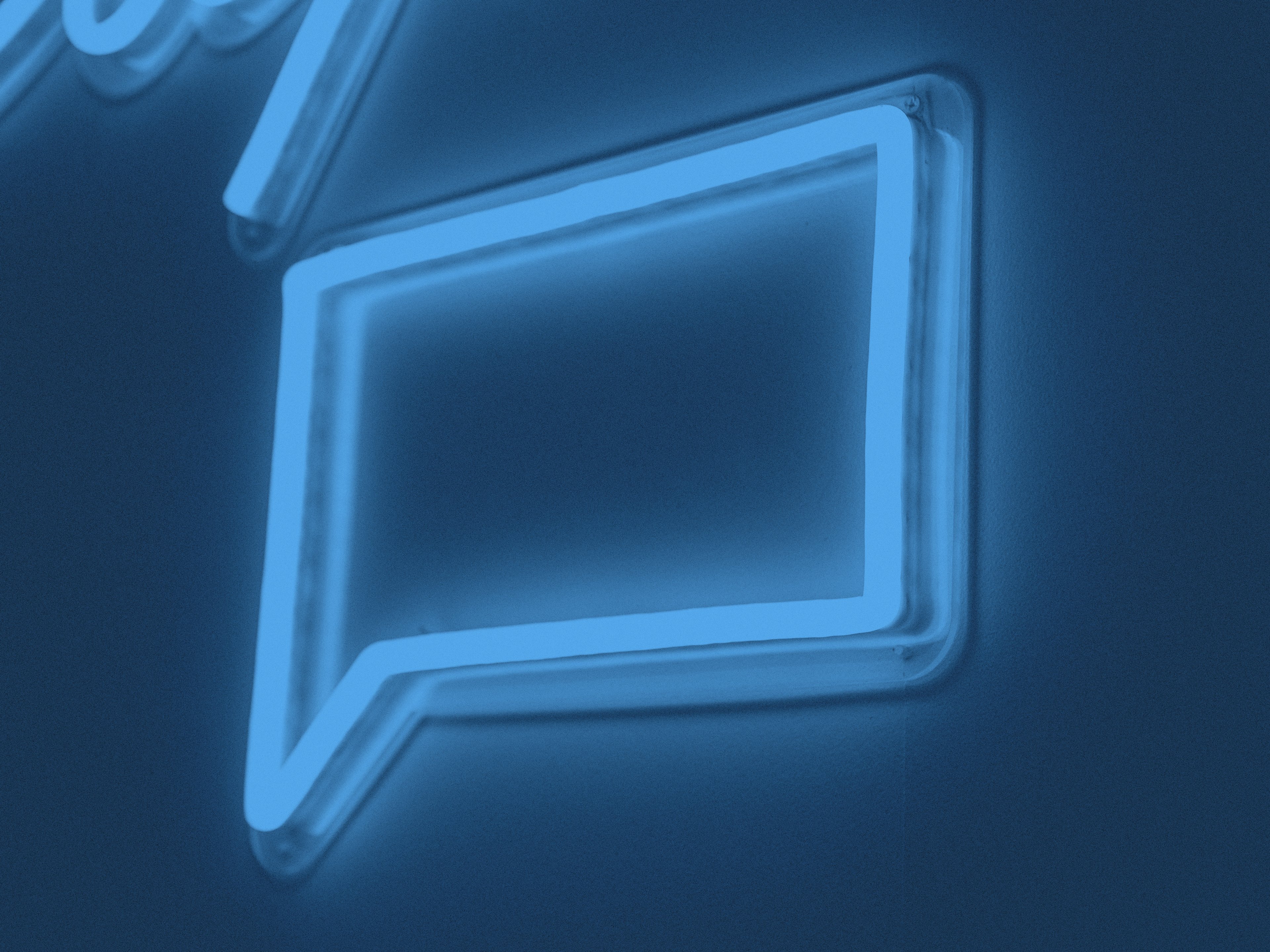 En neonskylt med formen av en pratbubbla