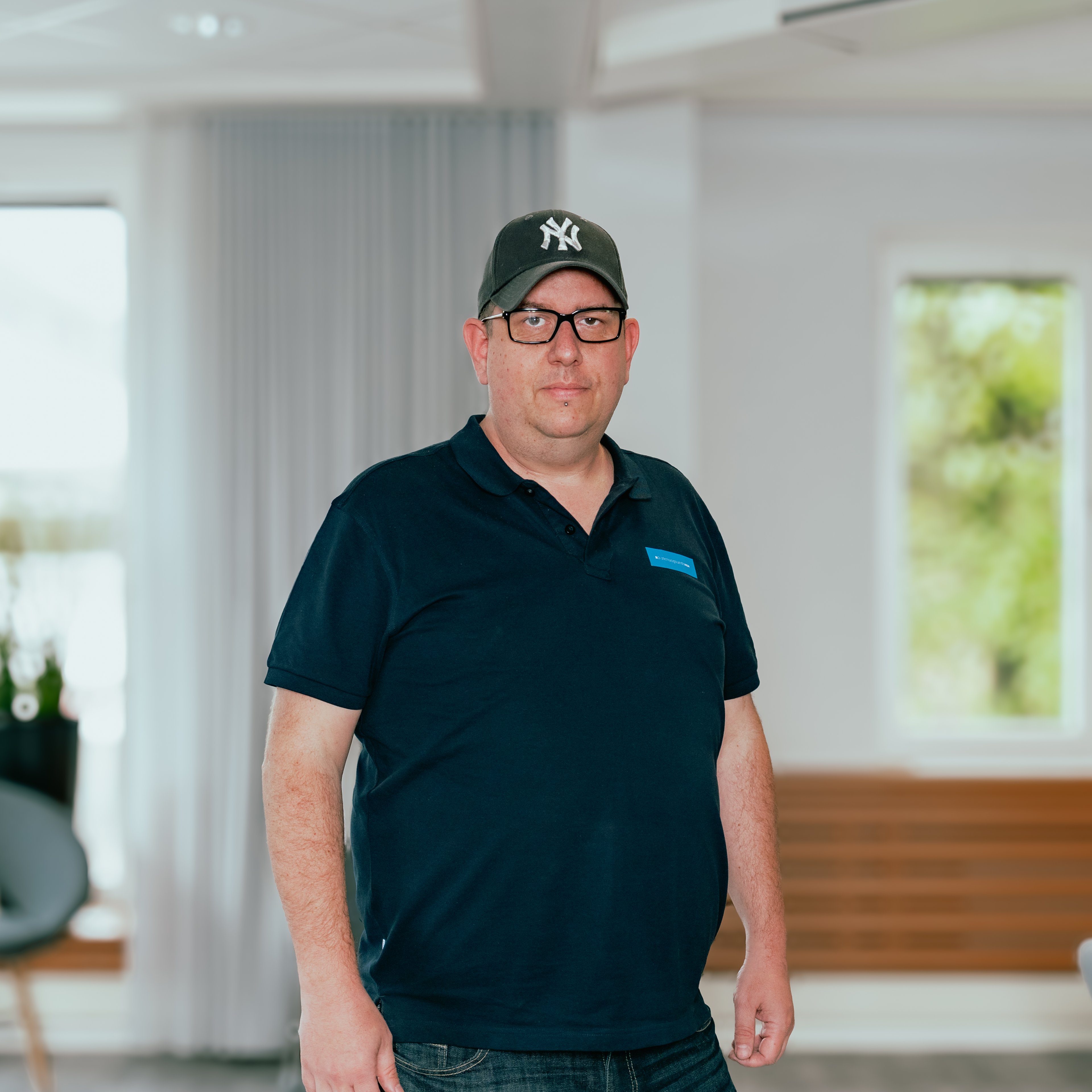 En bild på en medarbetare