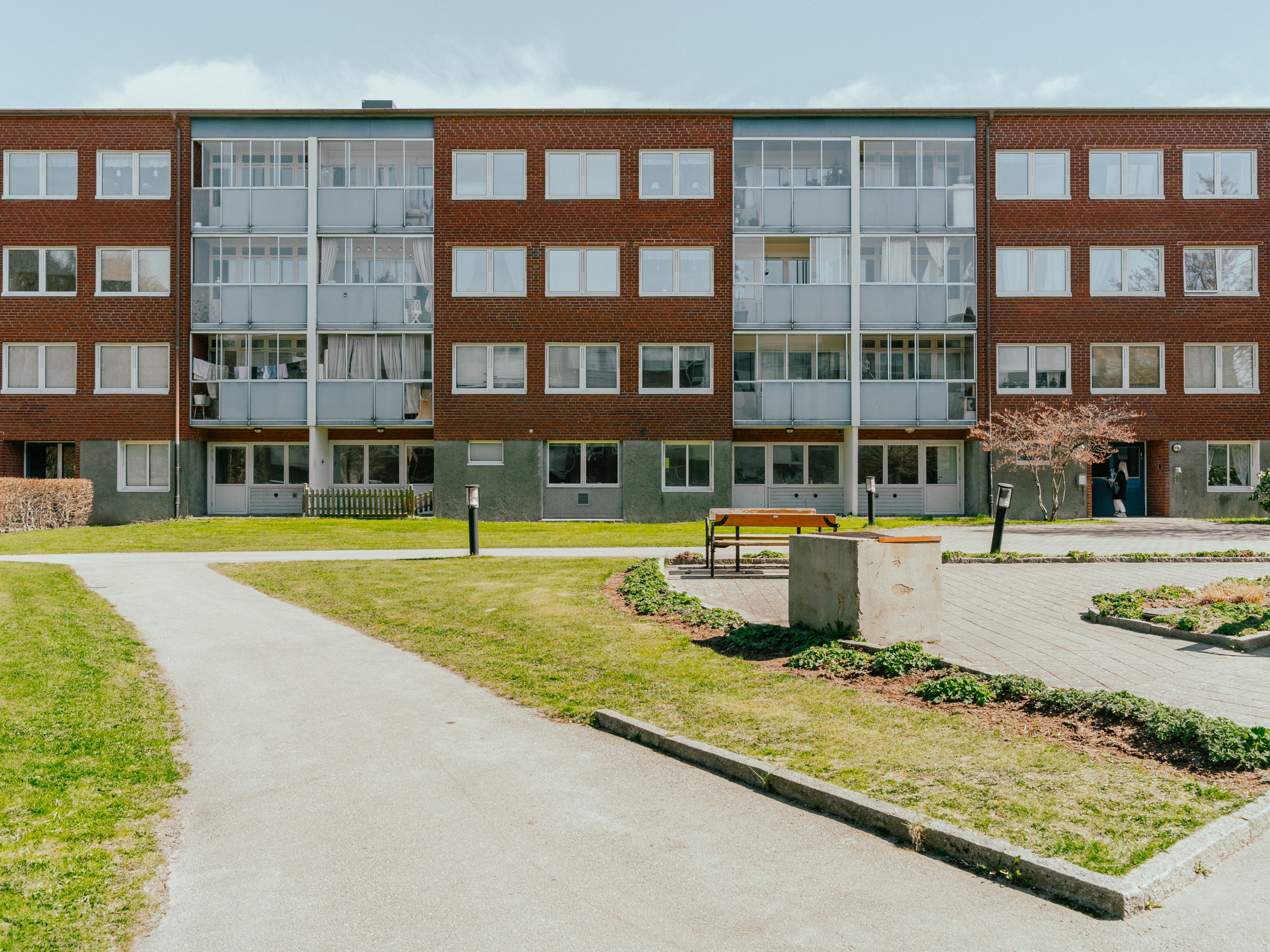 En husfasad i Hasselbacken, Alfredsberg
