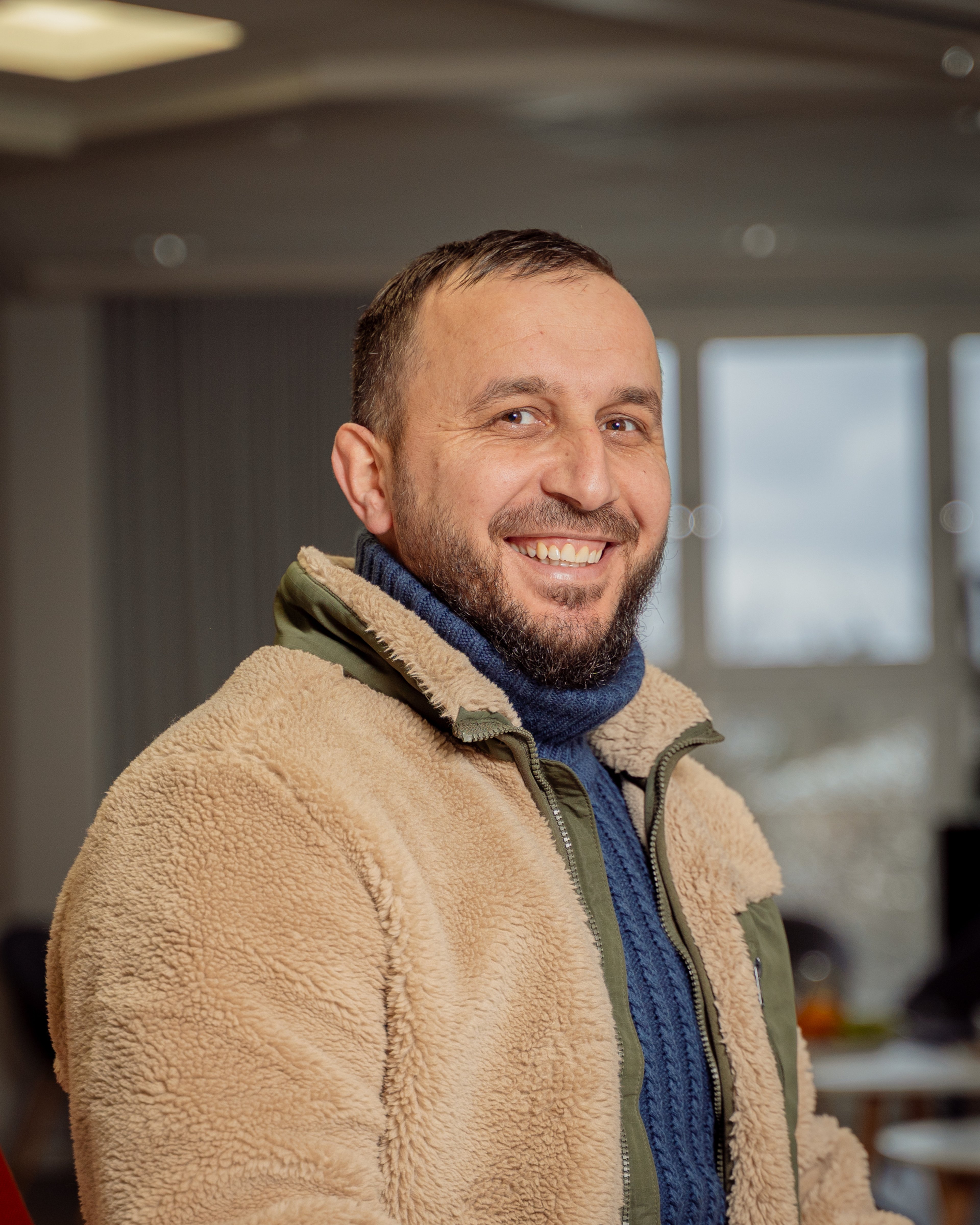 En bild på en medarbetare