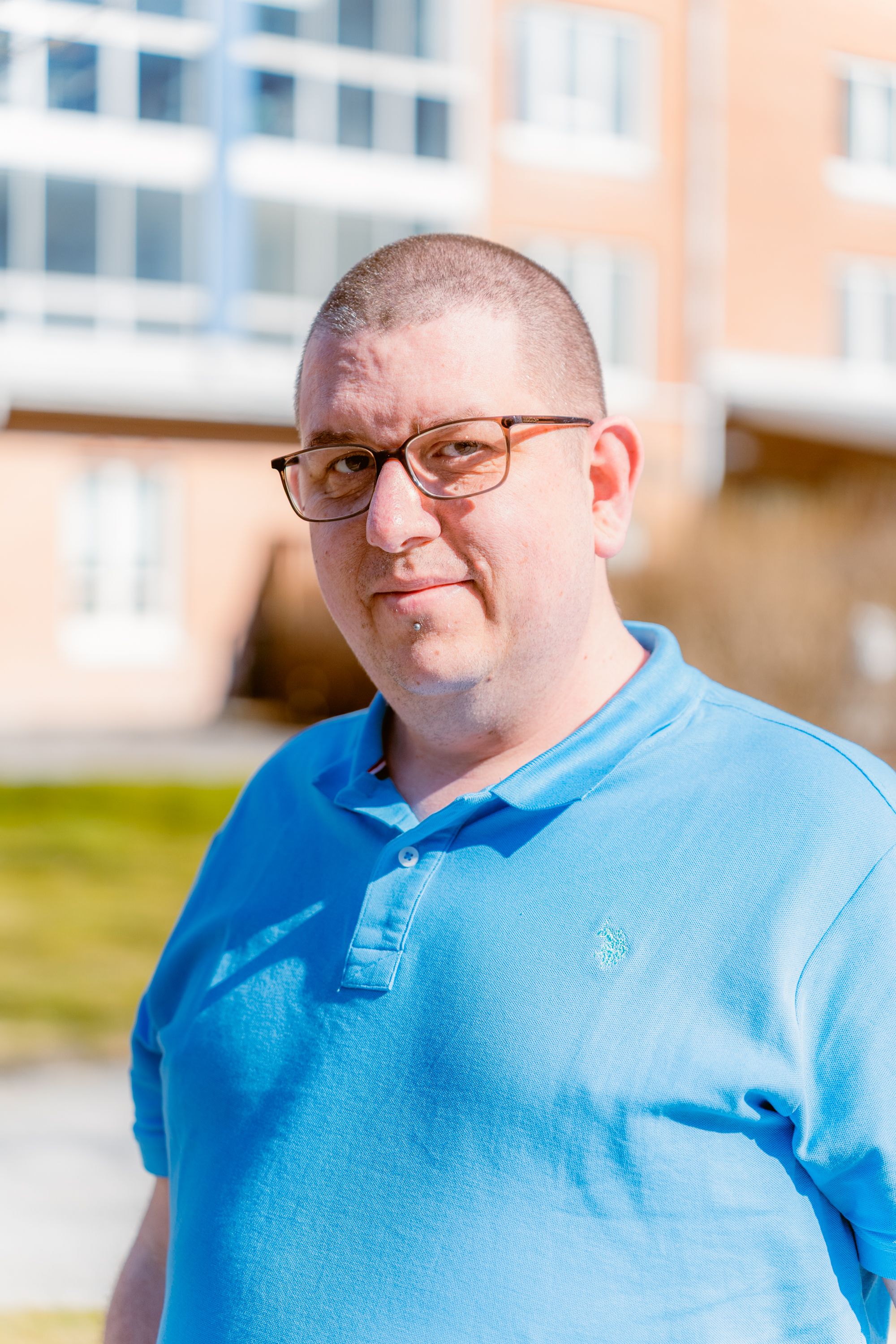 En bild på en medarbetare