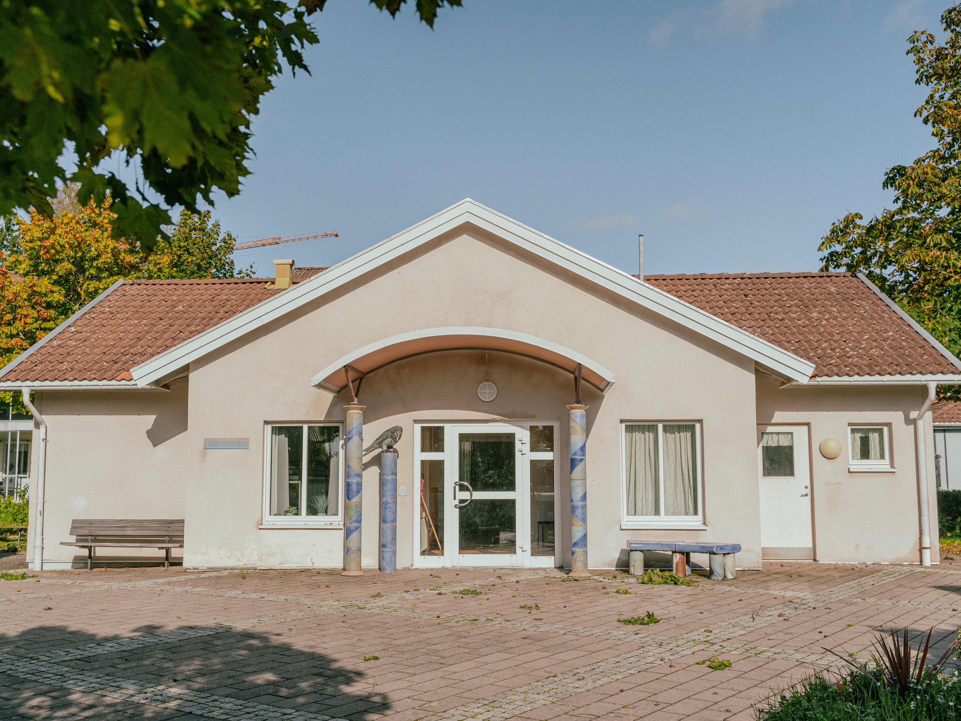 Ett envåningshus rakt framifrån