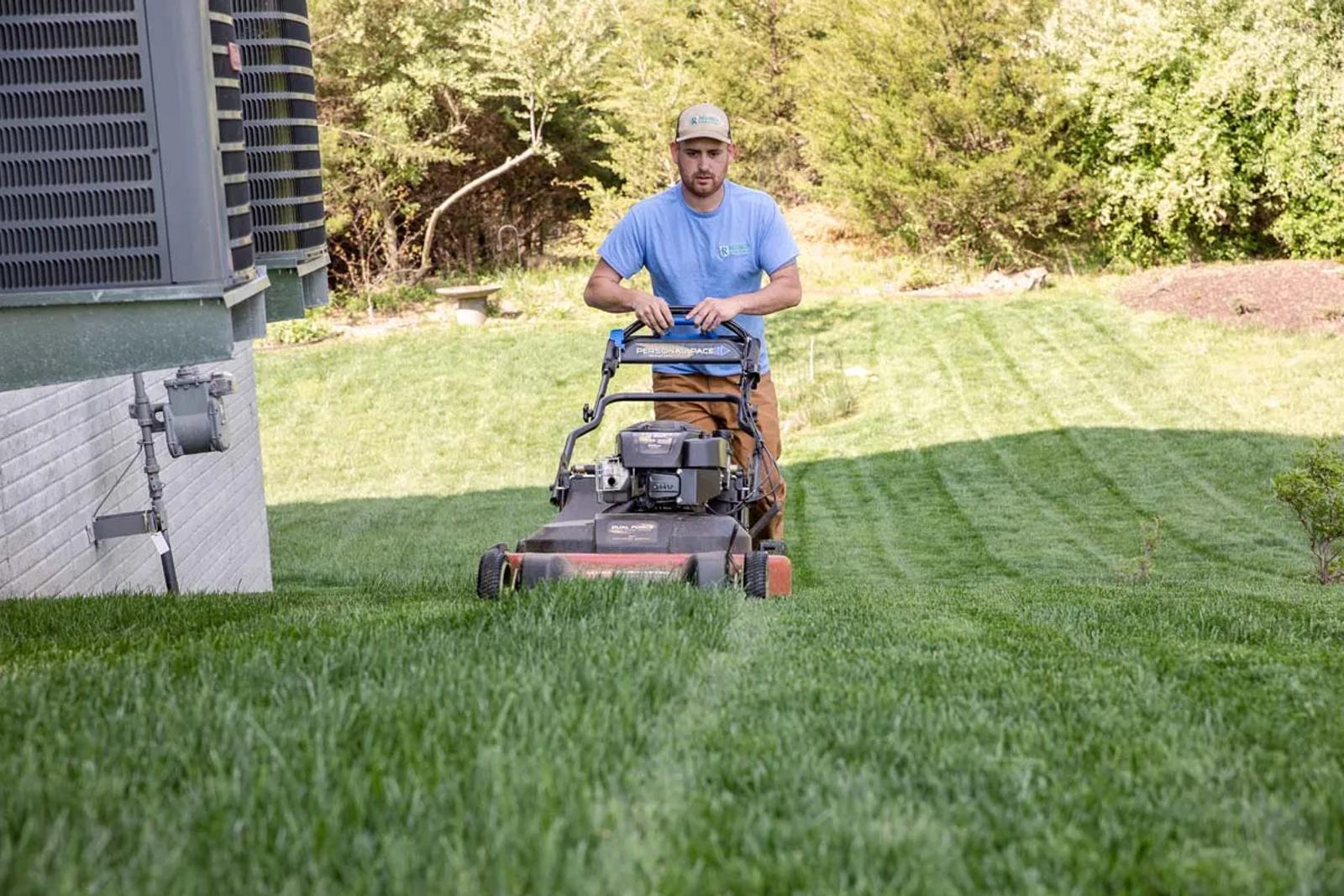 Proper Lawn Mowing Best Practices for a Beautiful Lawn