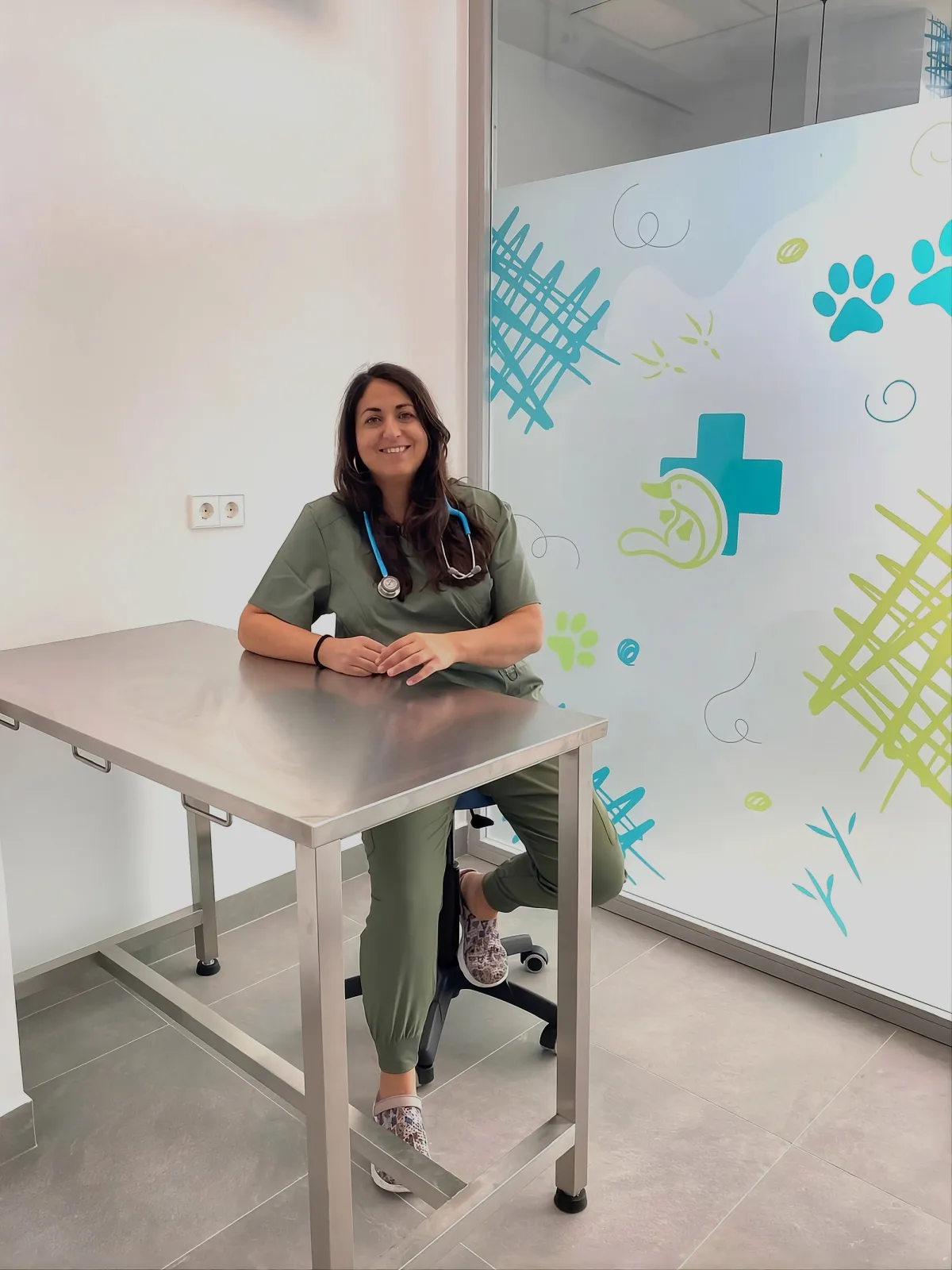 Elisa en la consulta