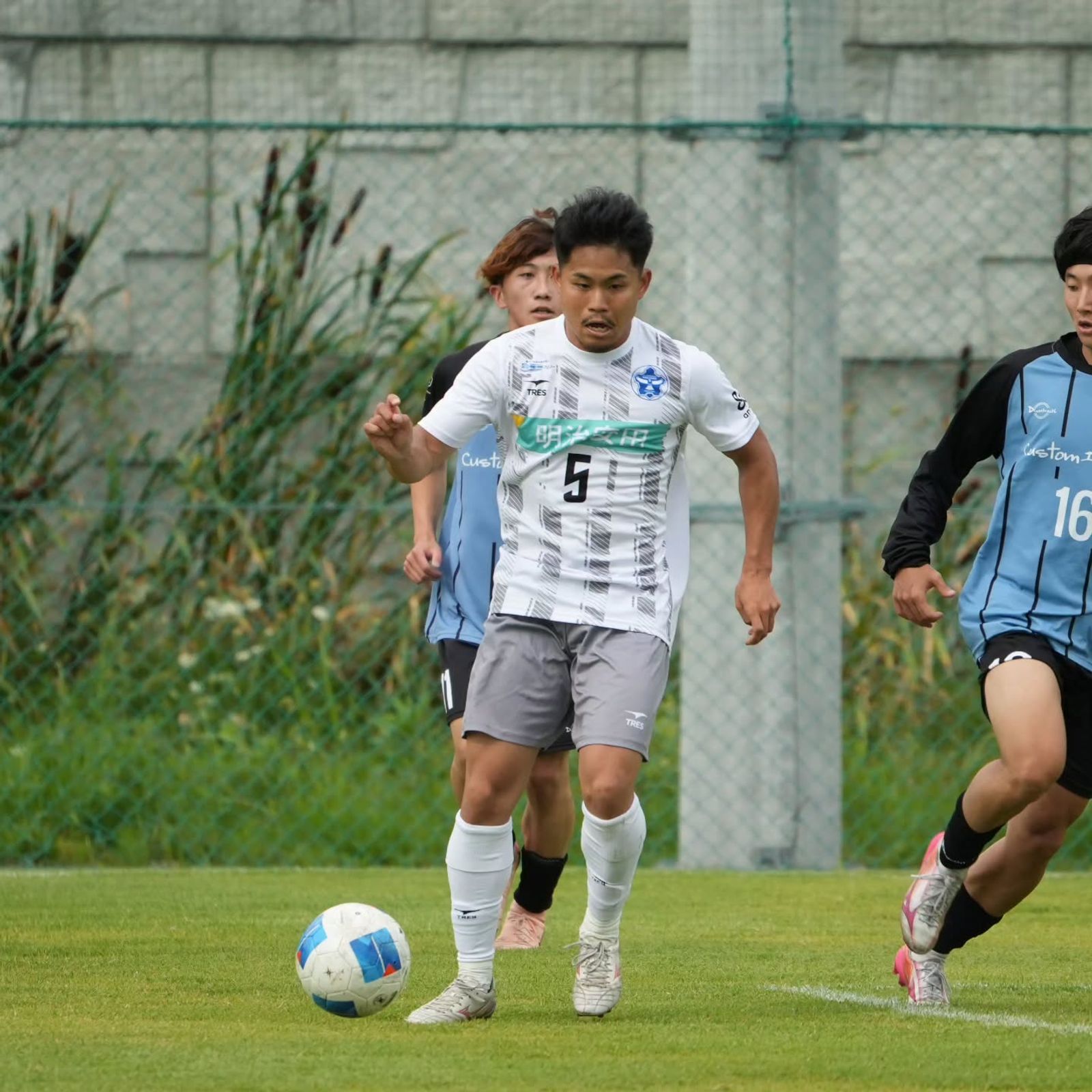 背番号5の阿部航大選手
