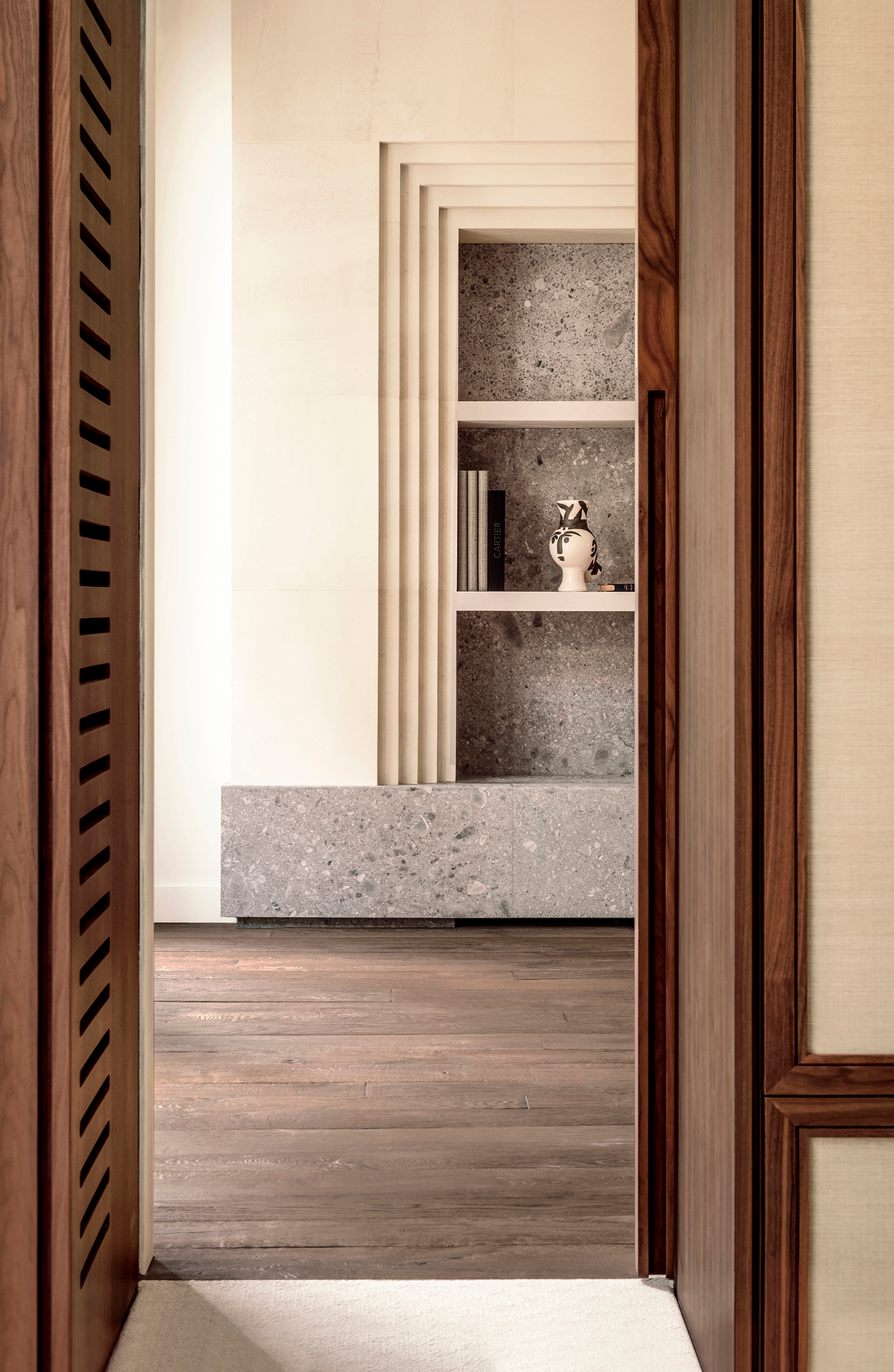 APPARTEMENT SPONTINI