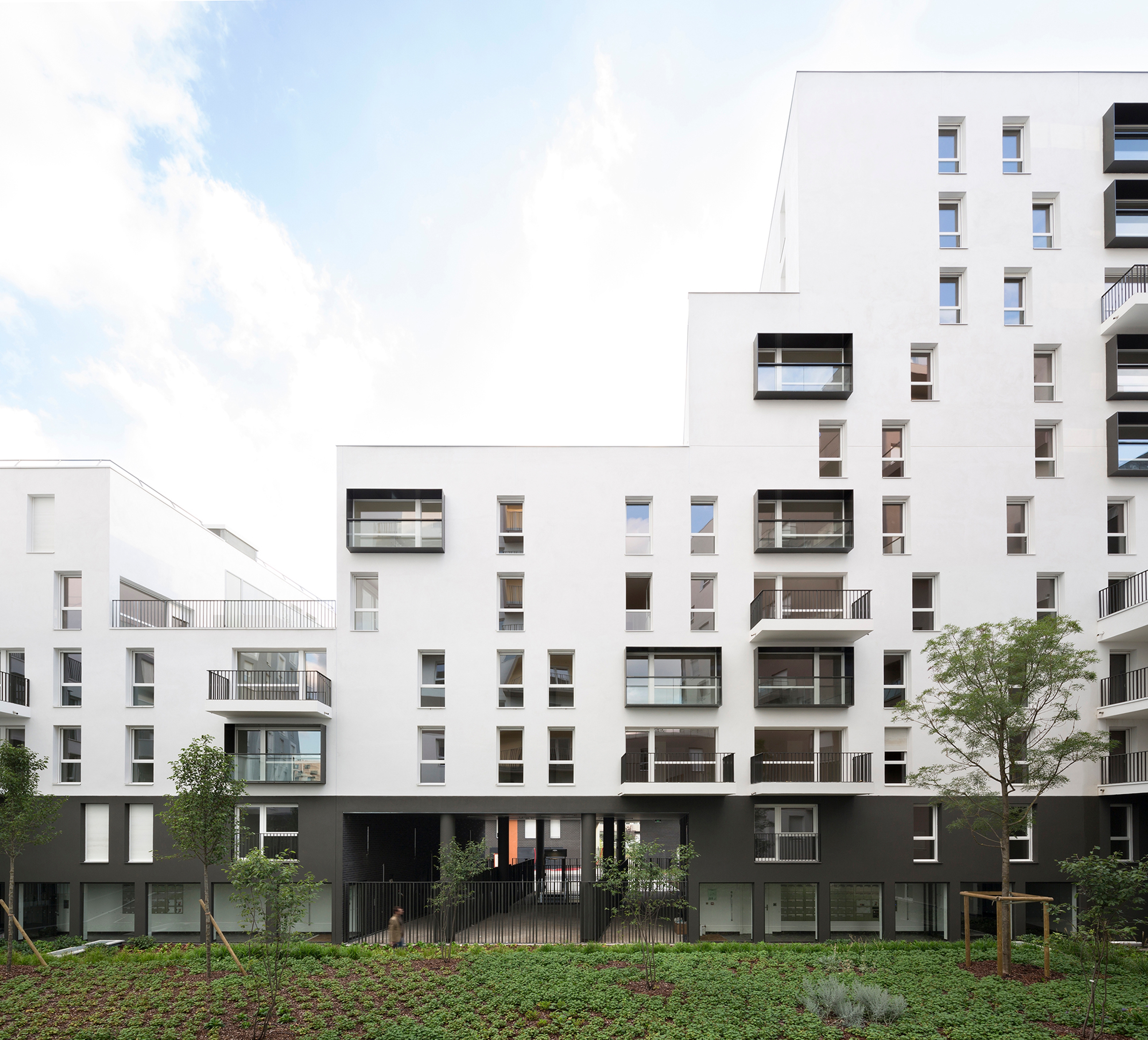 83 LOGEMENTS COLLECTIFS