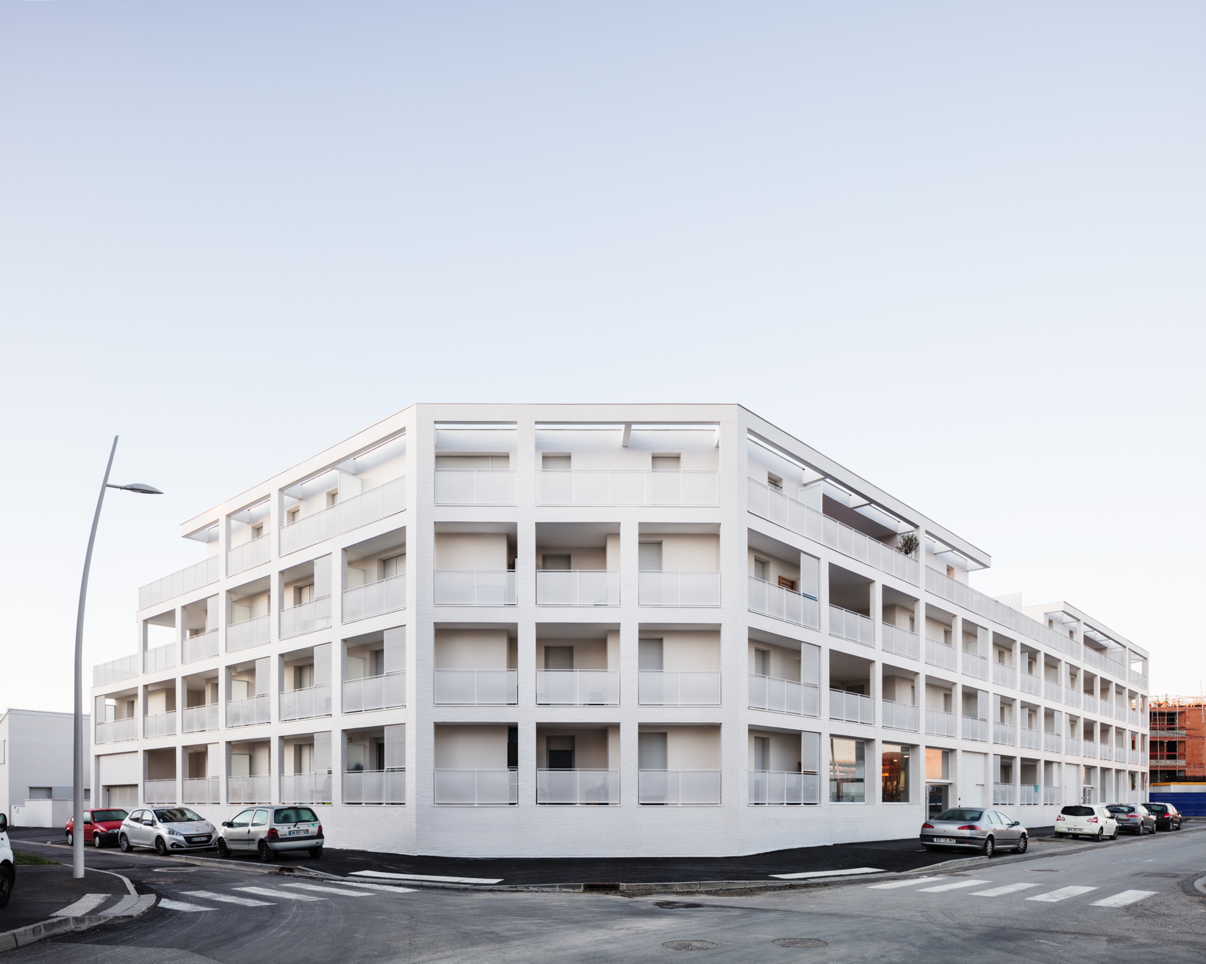 55 LOGEMENTS COLLECTIFS & 28 LOGEMENTS INDIVIDUELS