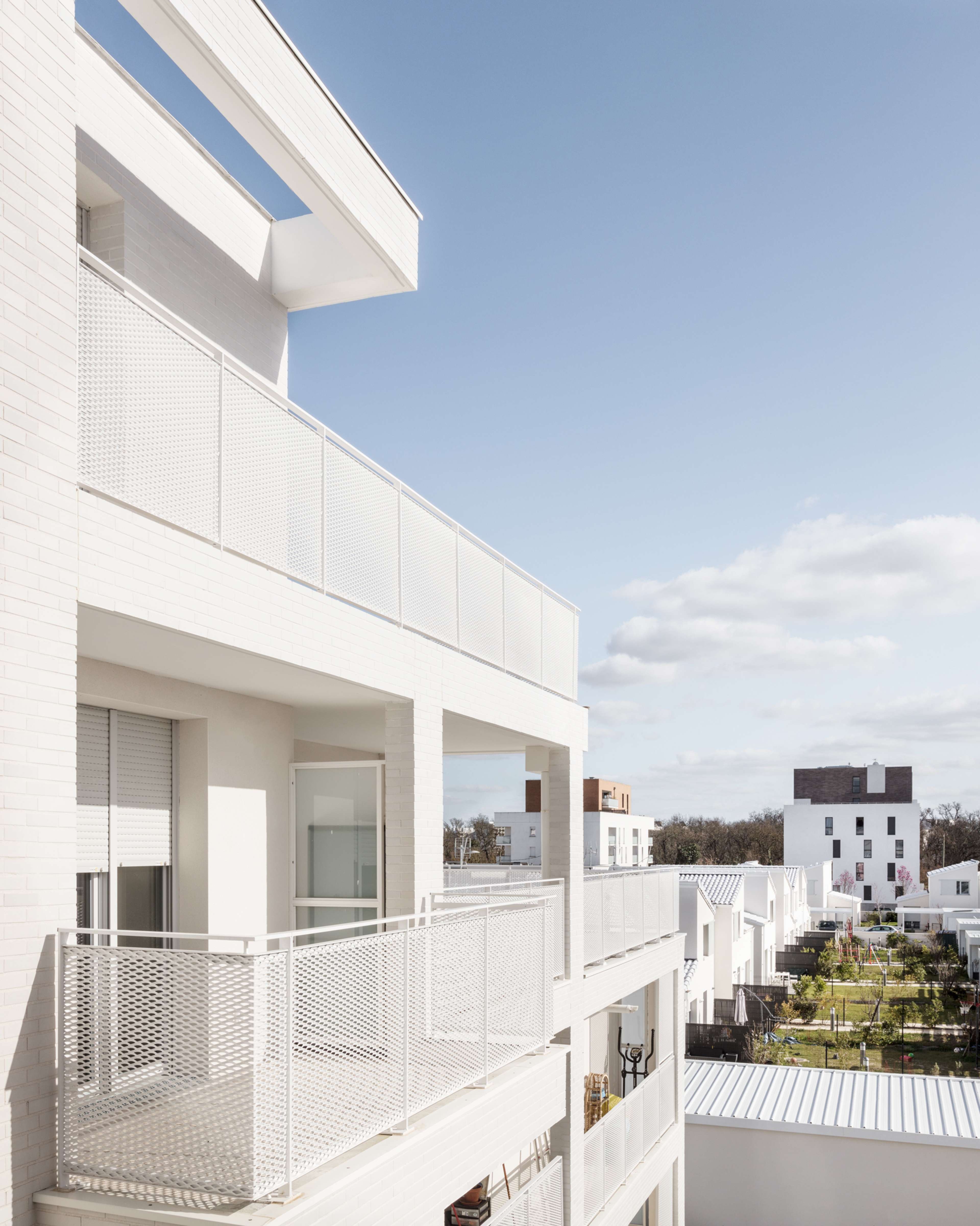 55 LOGEMENTS COLLECTIFS & 28 LOGEMENTS INDIVIDUELS