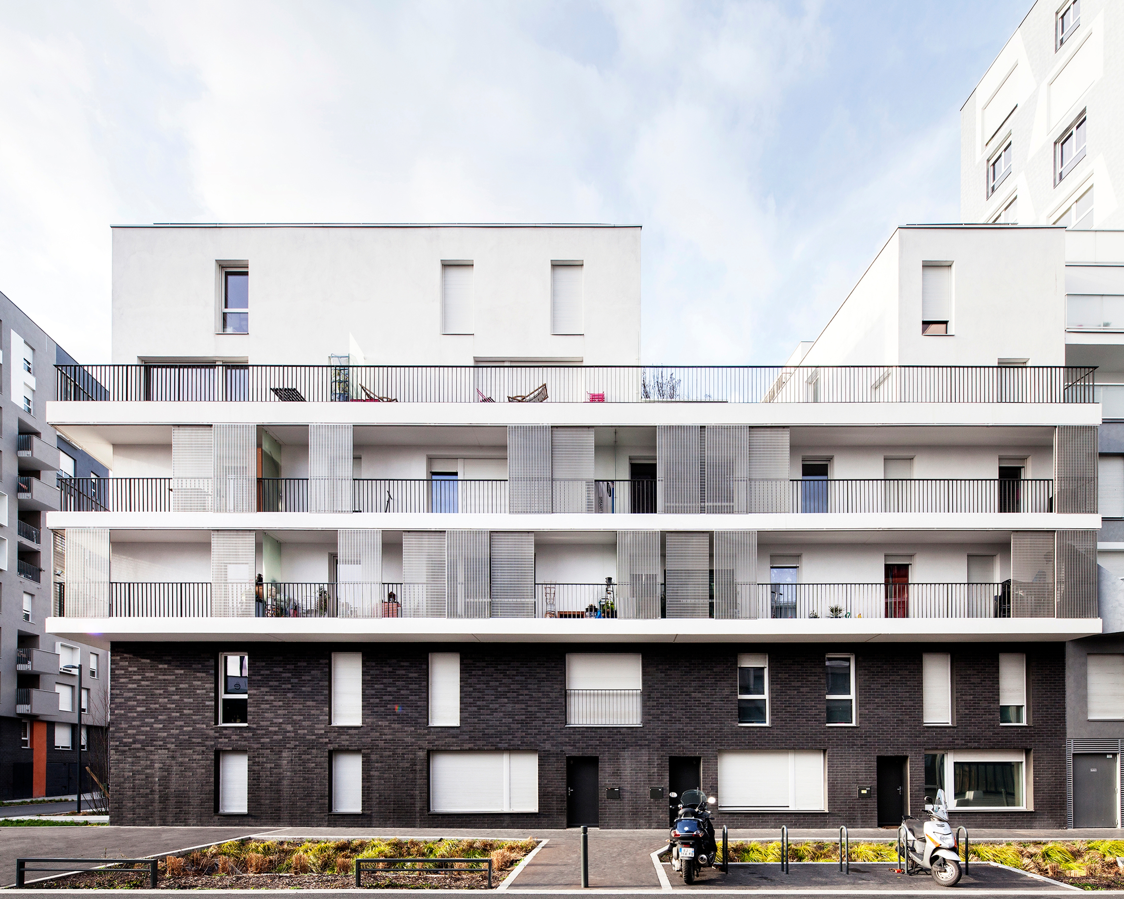 83 LOGEMENTS COLLECTIFS