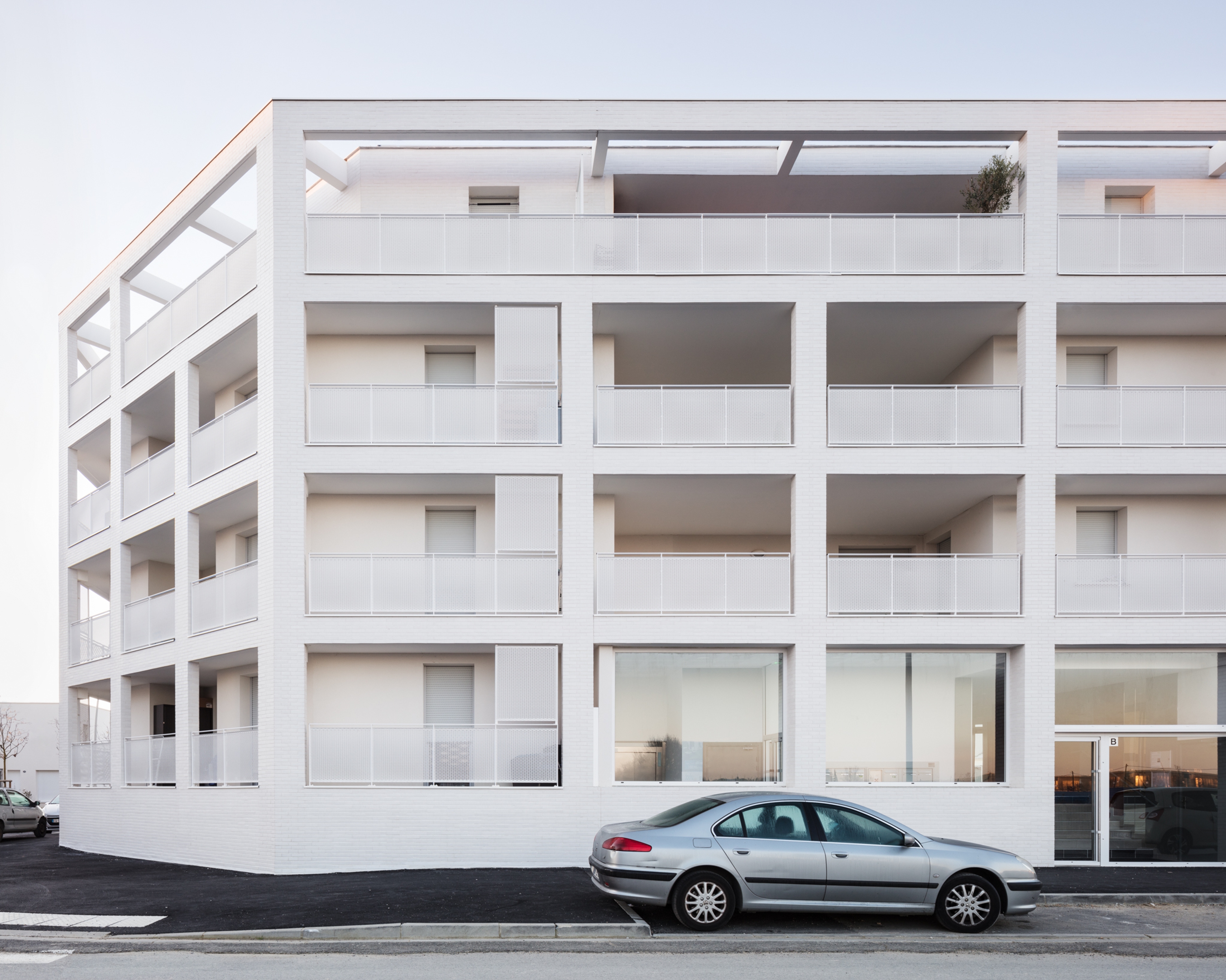 55 LOGEMENTS COLLECTIFS & 28 LOGEMENTS INDIVIDUELS