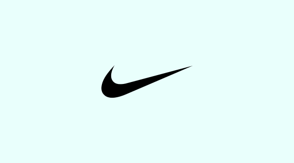 Nike-logoen på grønn bakgrunn
