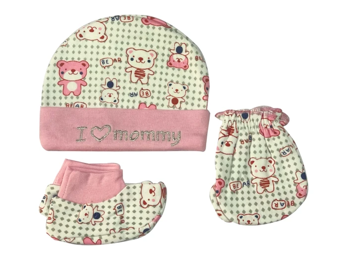 Adorable 3-Piece Baby Essentials Set – "I Love Mommy" Theme - Sheikh Jee Garments