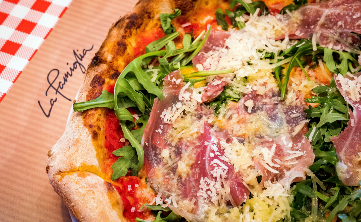 Parmapizza på La Famiglia 