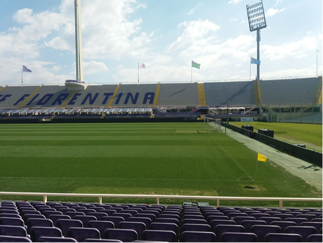 Pavimentazione esterna dello stadio Artemio Franchi di Firenze resa sicura con il trattamento antiscivolo Tekno Touch.