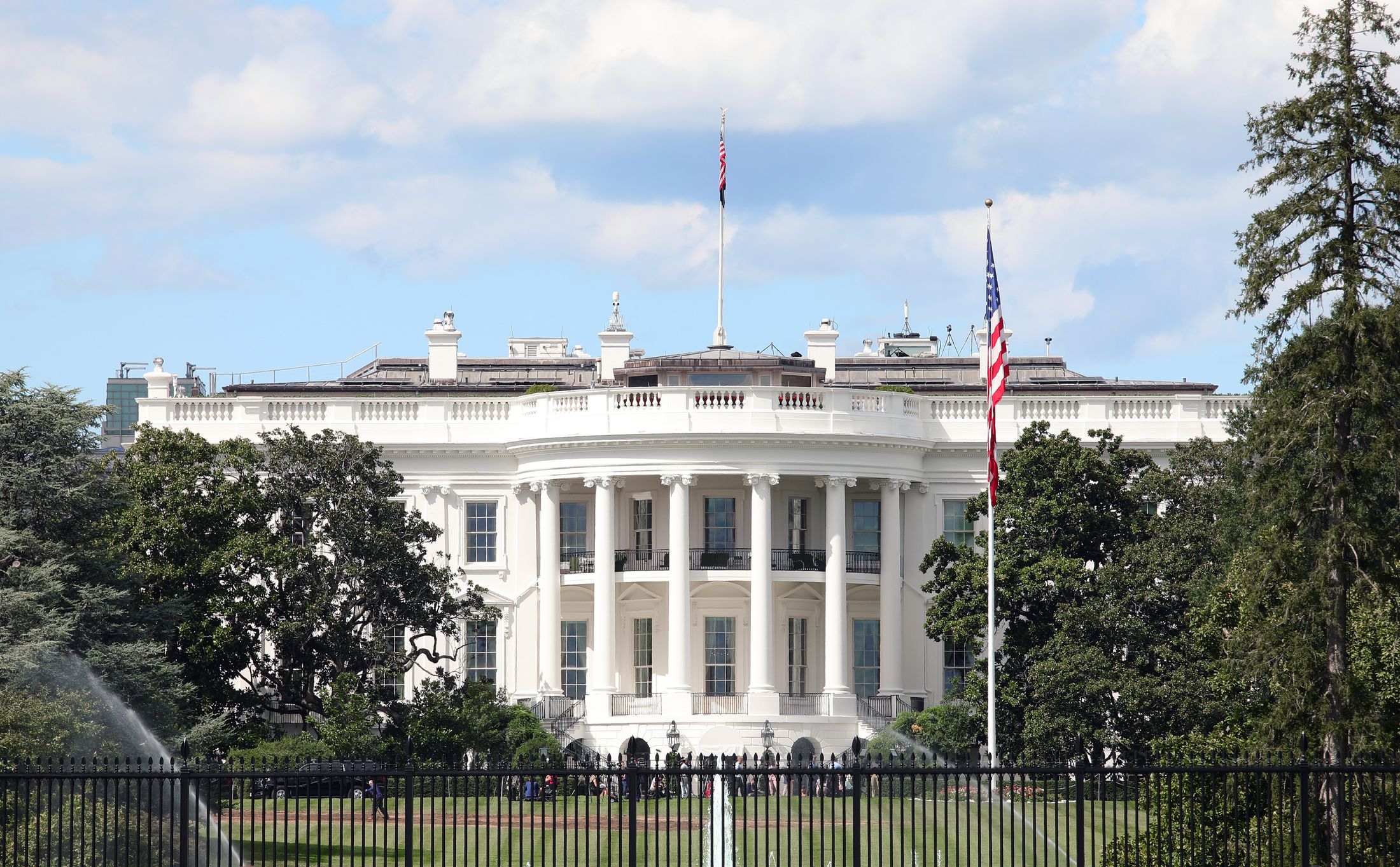 Picture of the White House, after DHS withdrew its employment-based green card reform plan