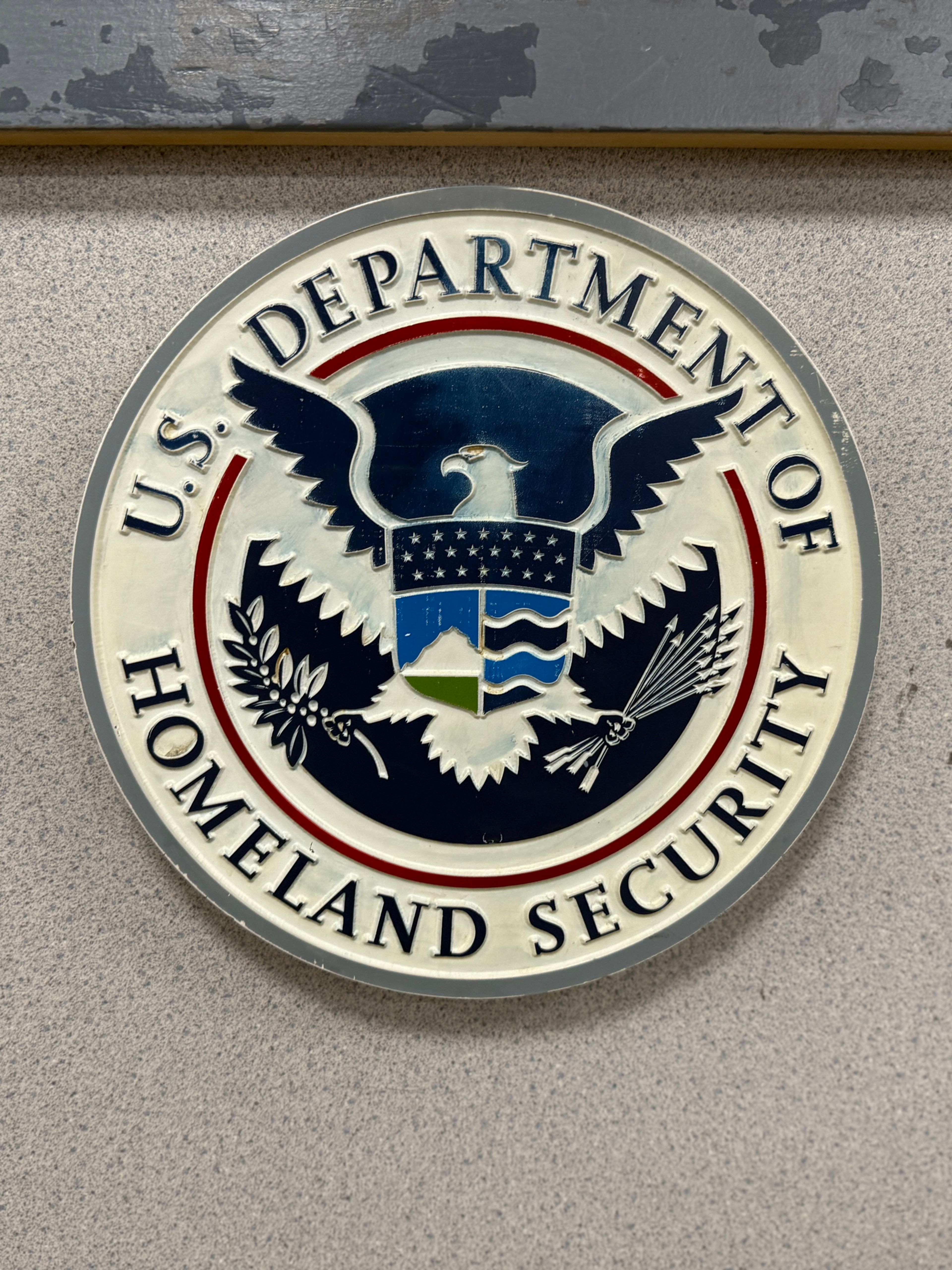 homeland security logo