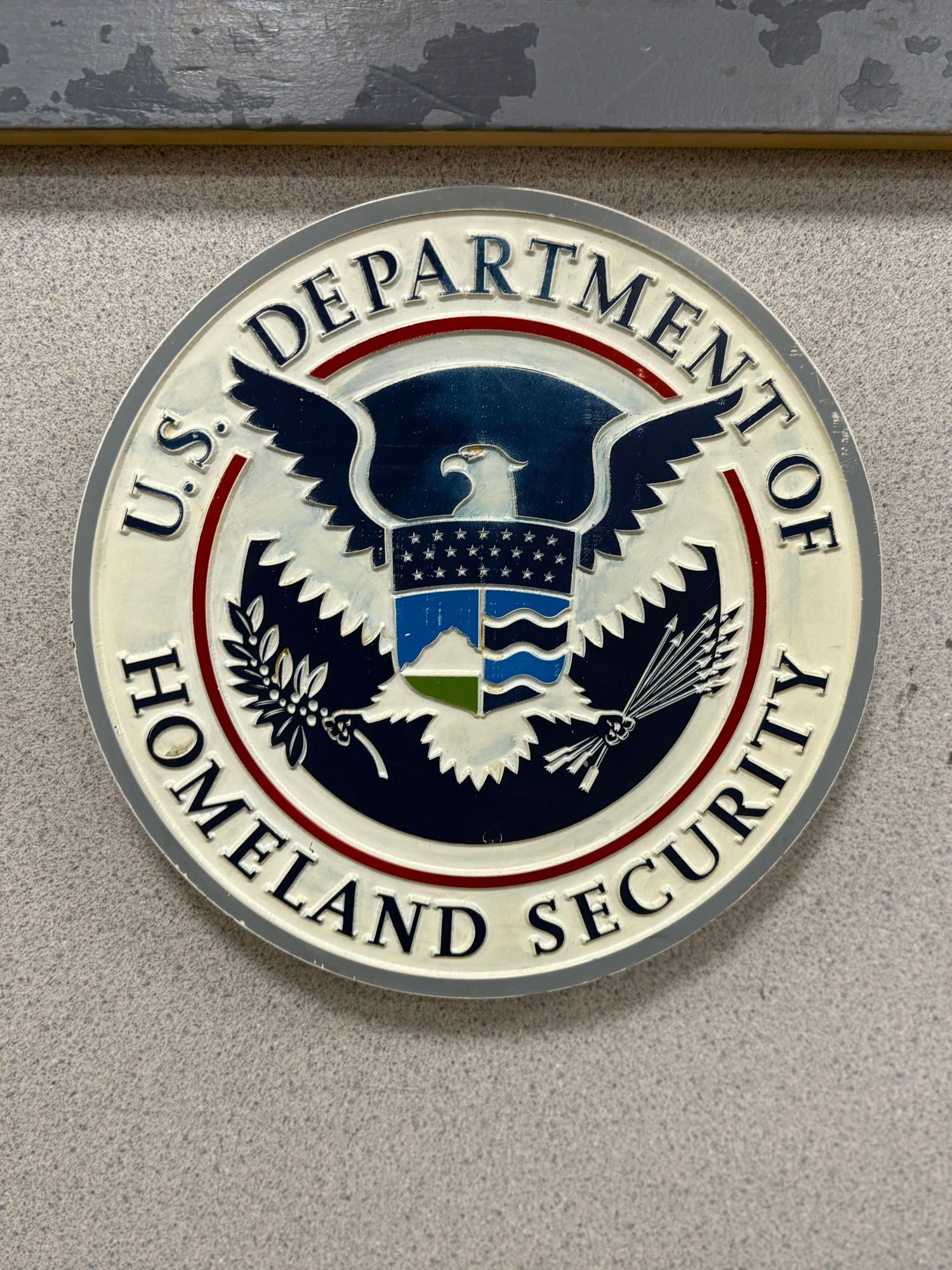 homeland security logo