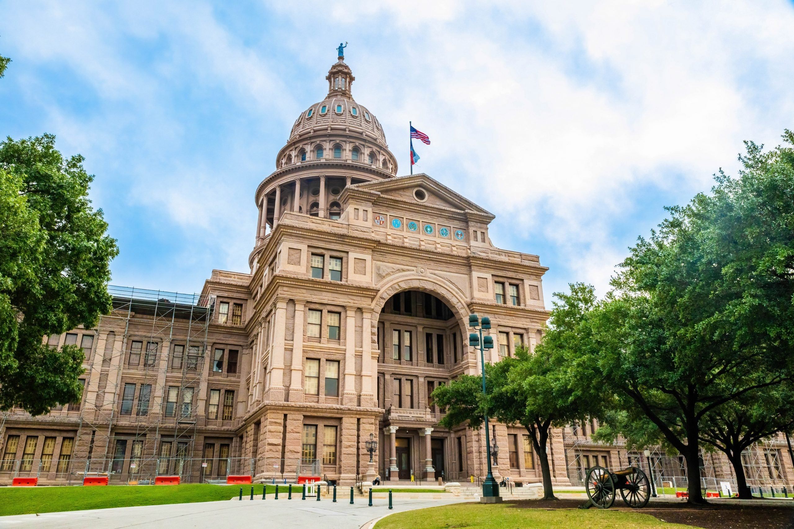 Texas State Capitol, as the governor pauses new H-1B visa petitions at state agencies