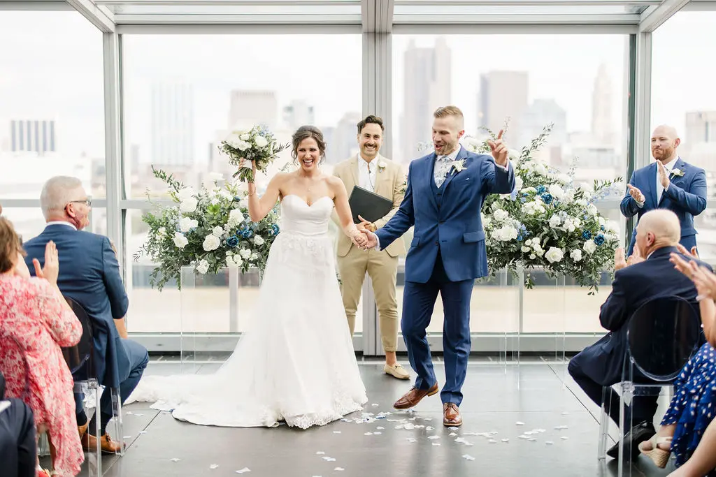 Starling Studio Photography Wedding Florist at Revery Rooftop