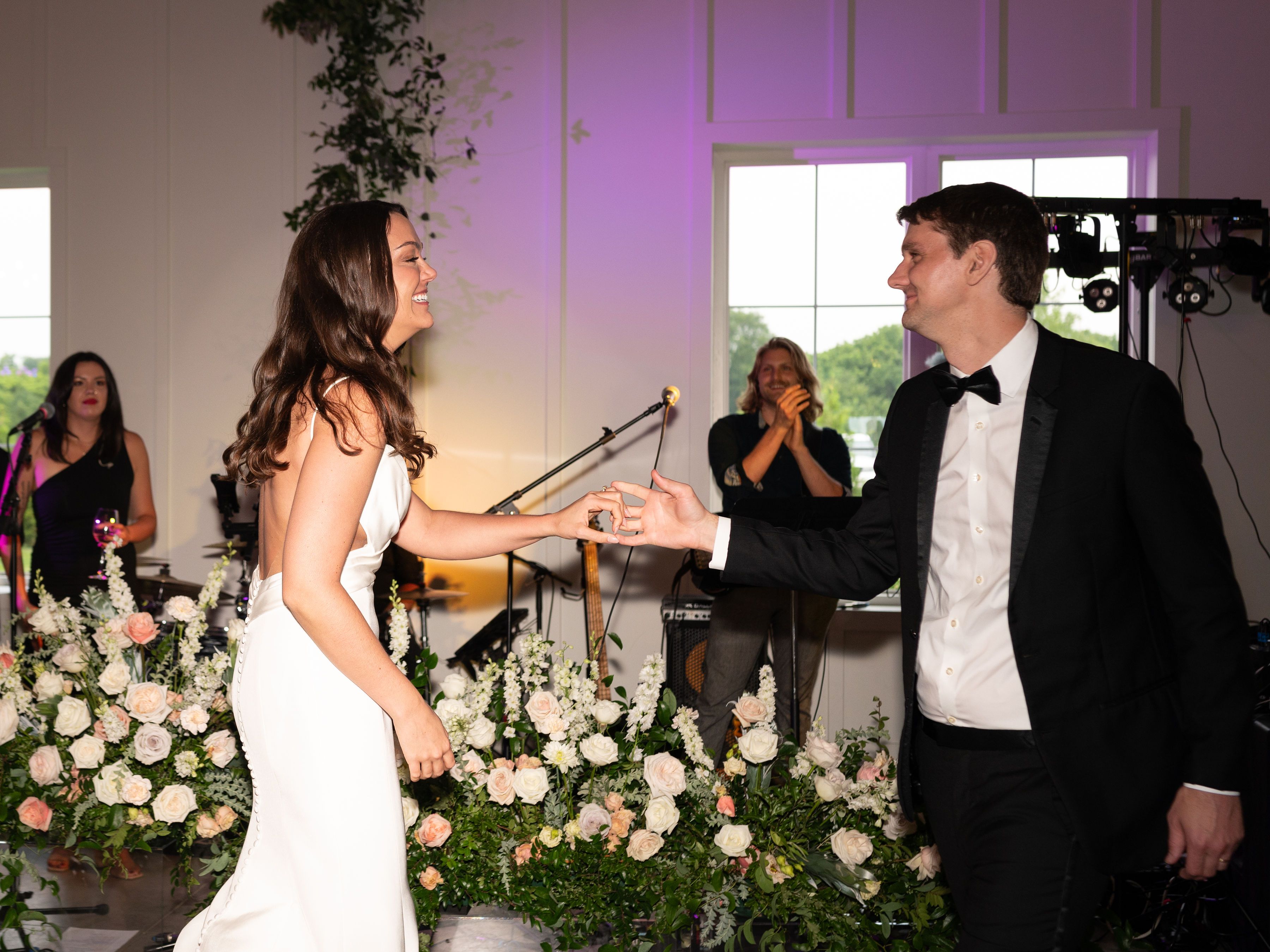 bride and groom dancing columbus ohio