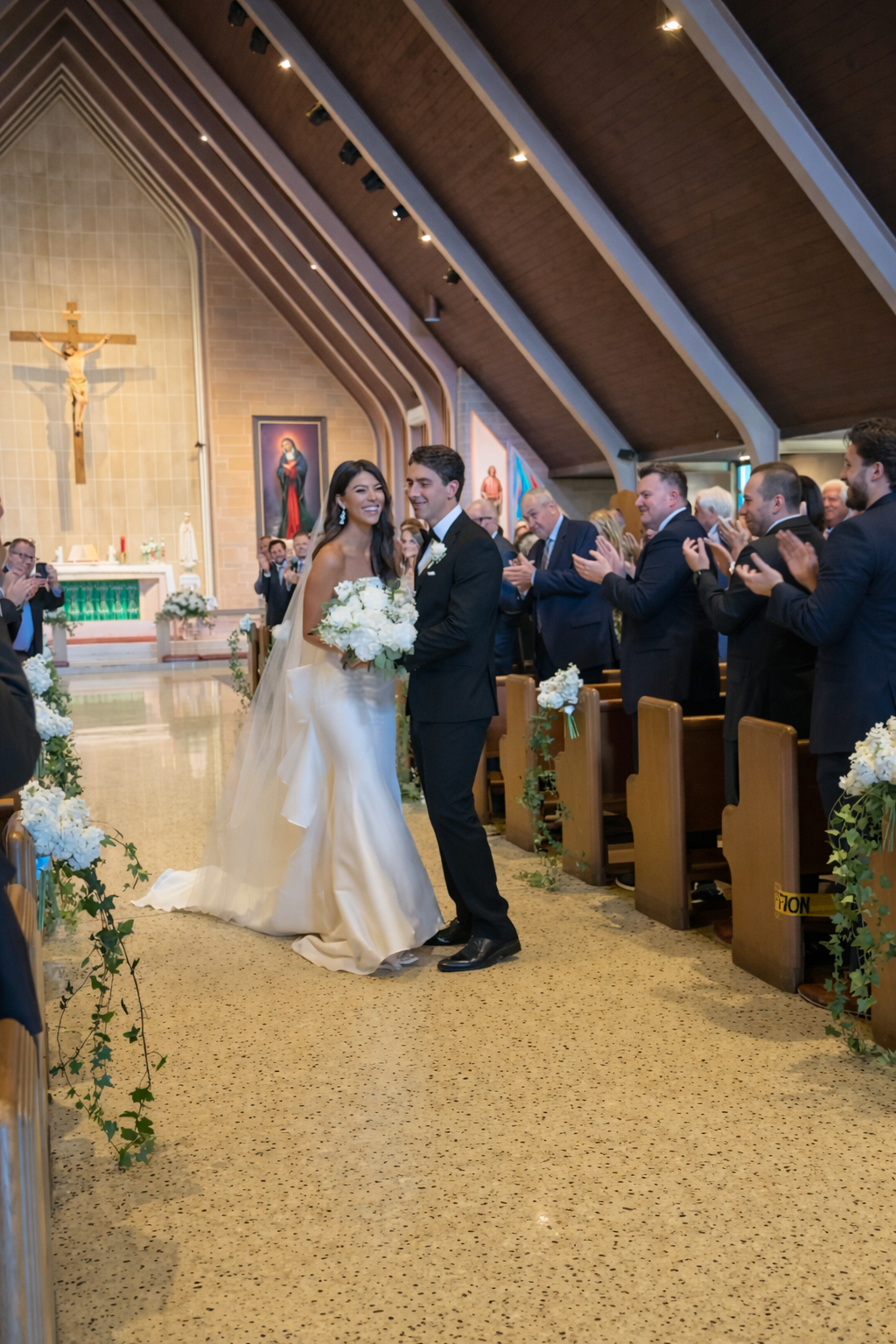 St. Christopher's Grandview Wedding Flowers