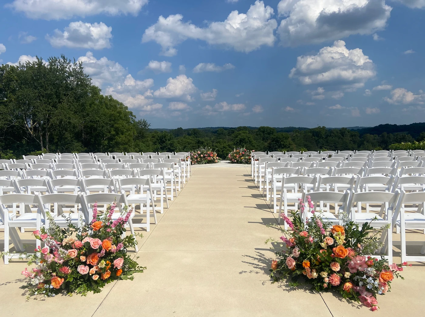 hocking hills wedding florist