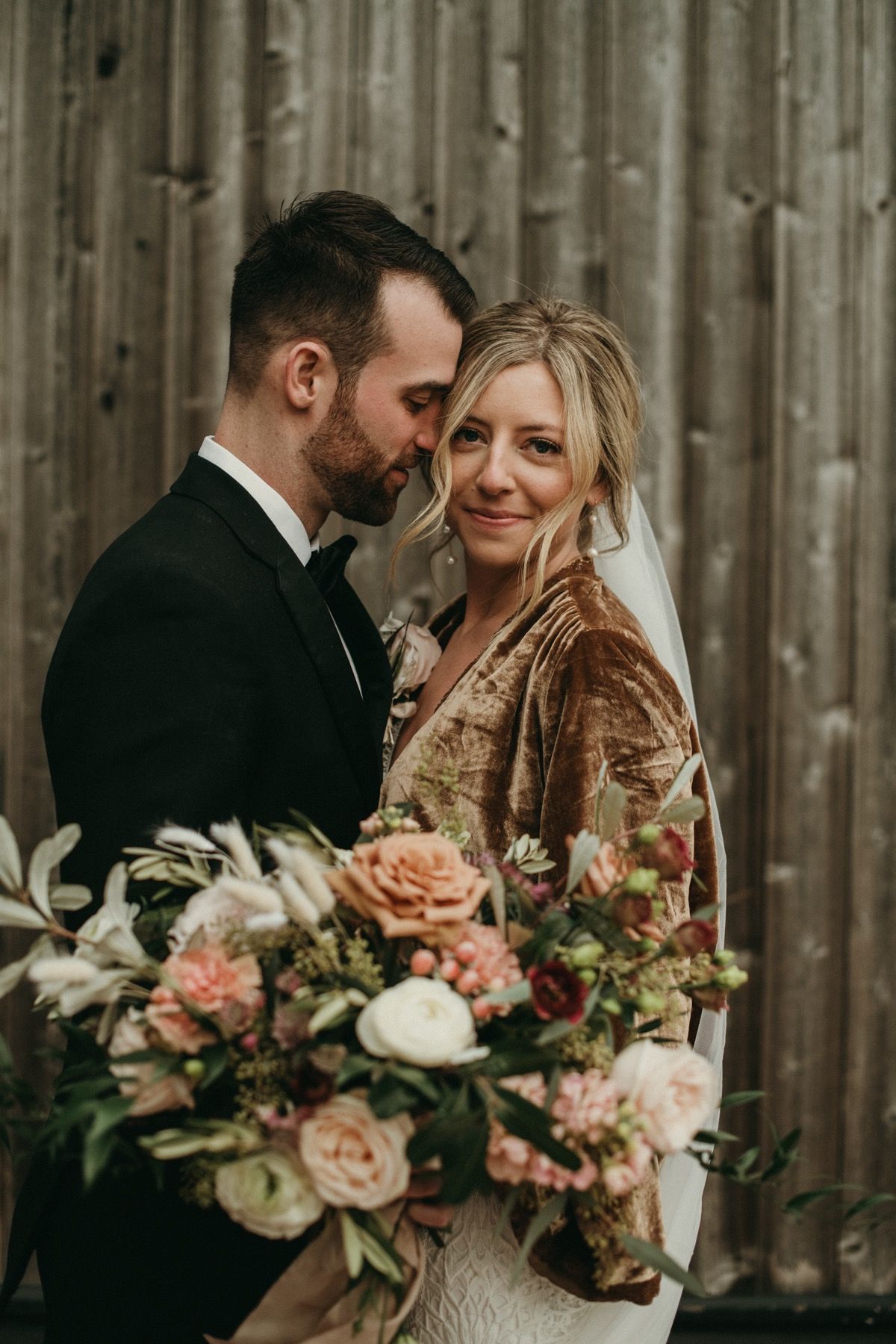 neutral bridal bouquet columbus ohio