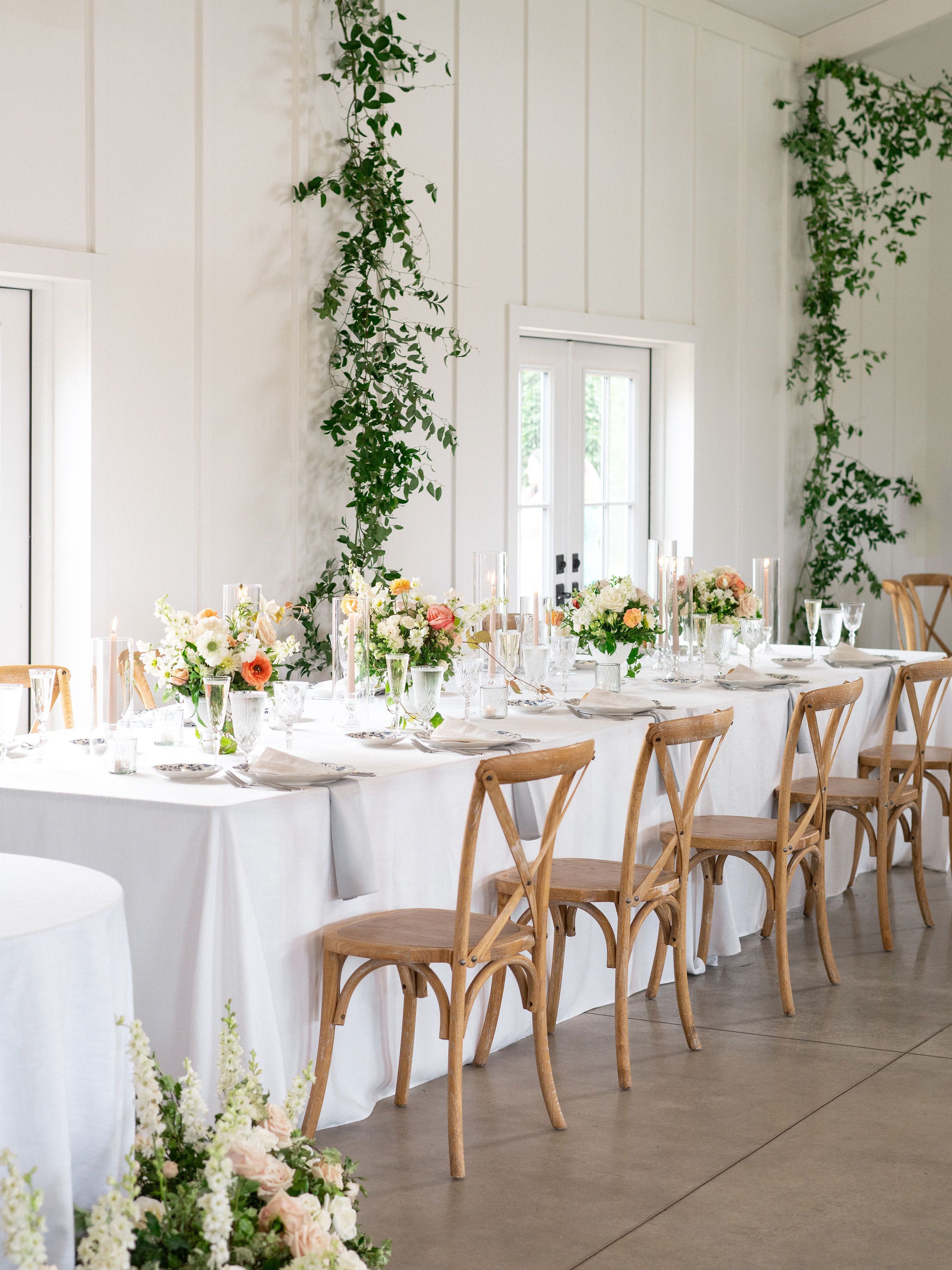 greenery along walls at Magnolia Hill Farm