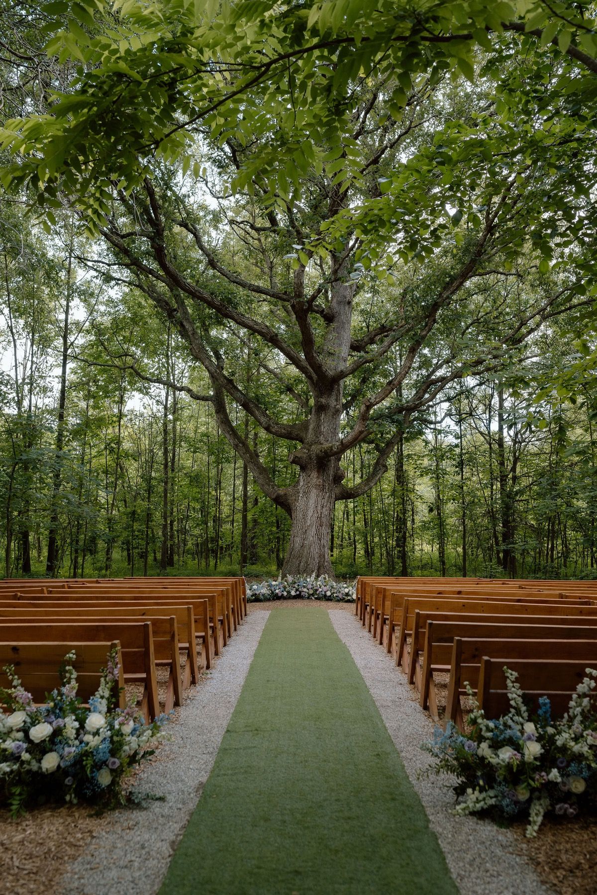 ceremony florals outdoor wedding ohio