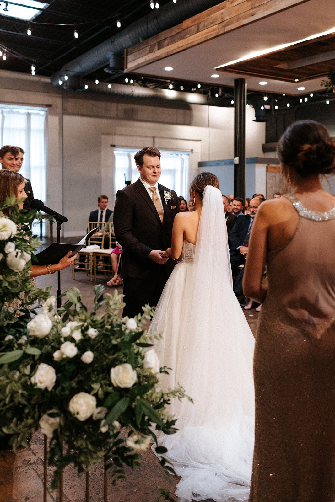 wedding flowers green and white ohio