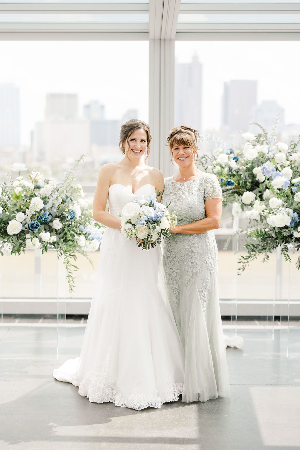 mother daughter Columbus Ohio Wedding