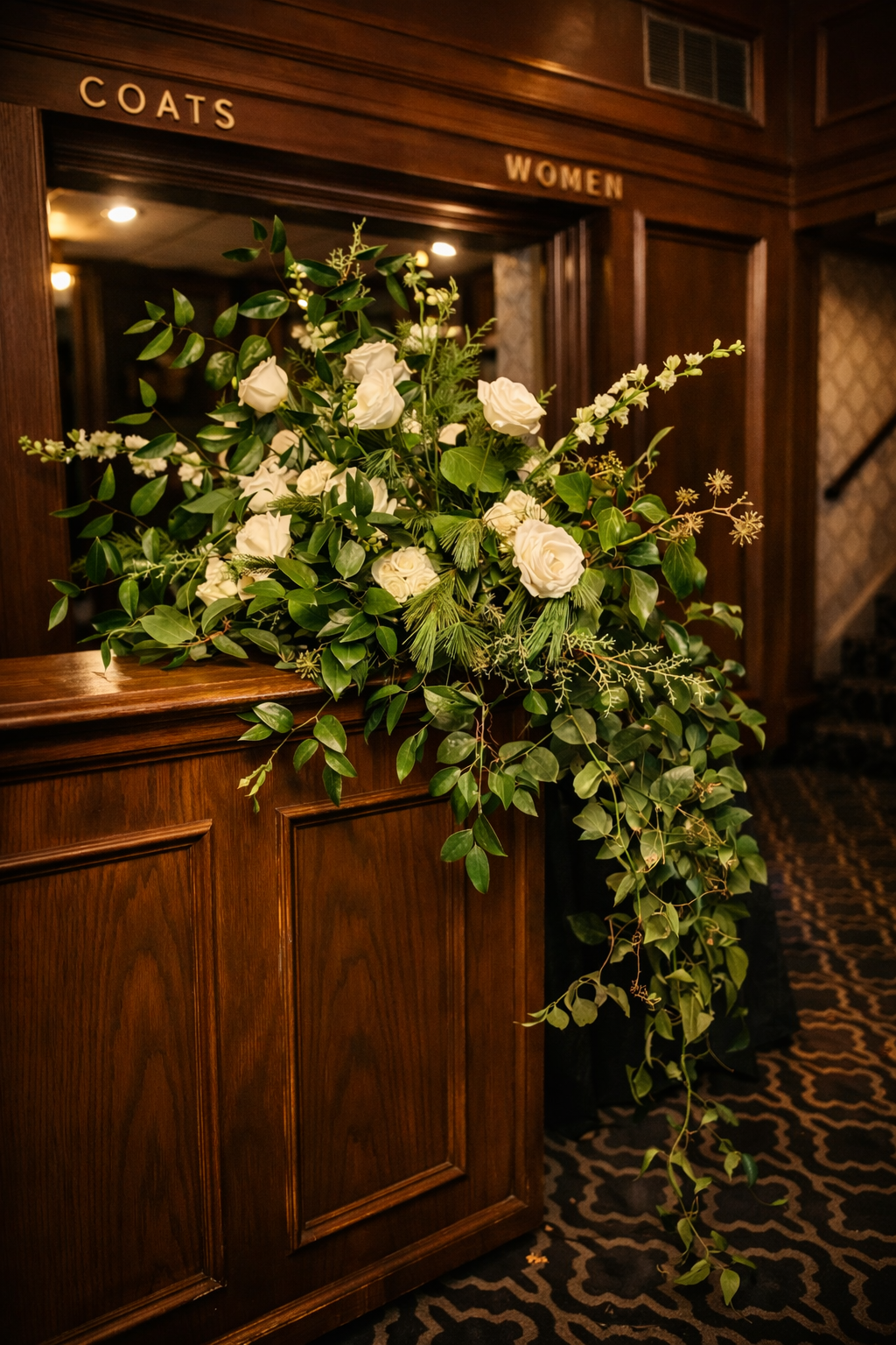 Athletic Club of Columbus Bar Florals