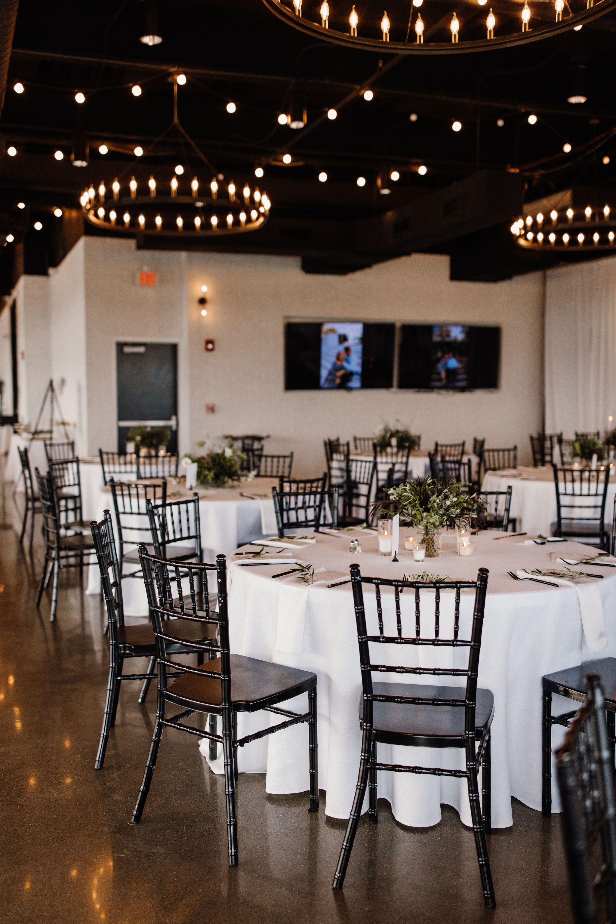 understated wedding centerpieces ohio