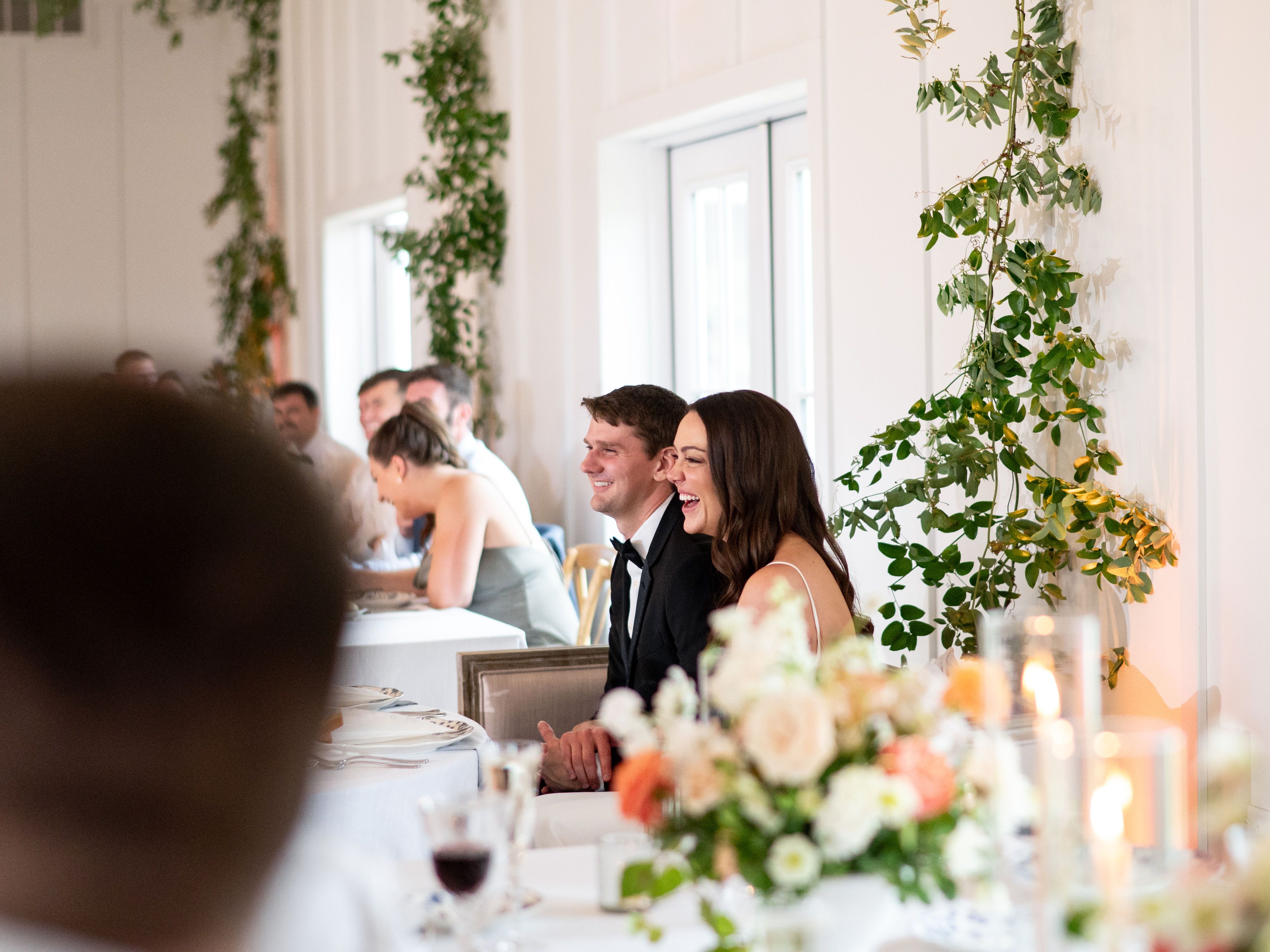 sweetheart table greenery