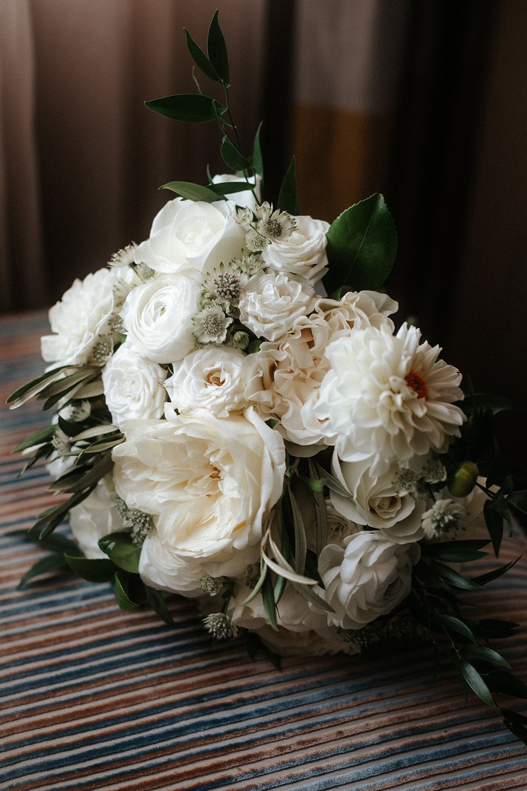 white wedding bouquet ohio
