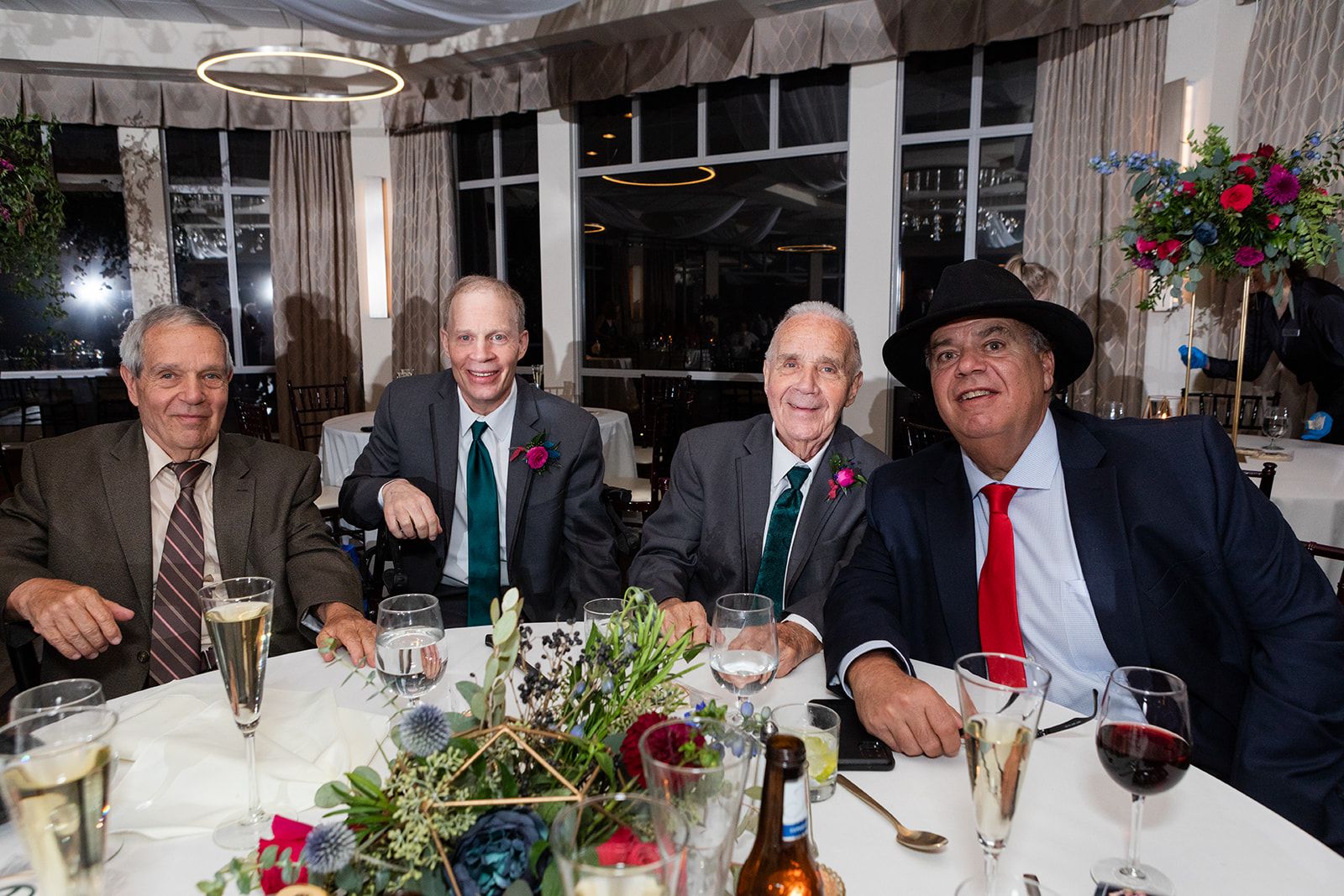 cool wedding guests with centerpieces columbus ohio