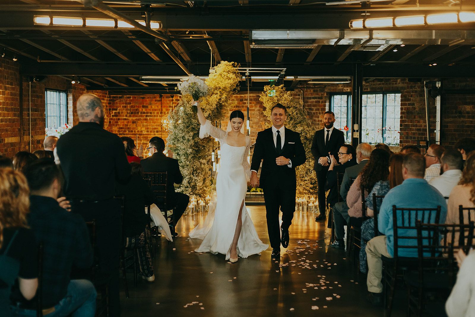 baby's breath arch in Columbus Ohio