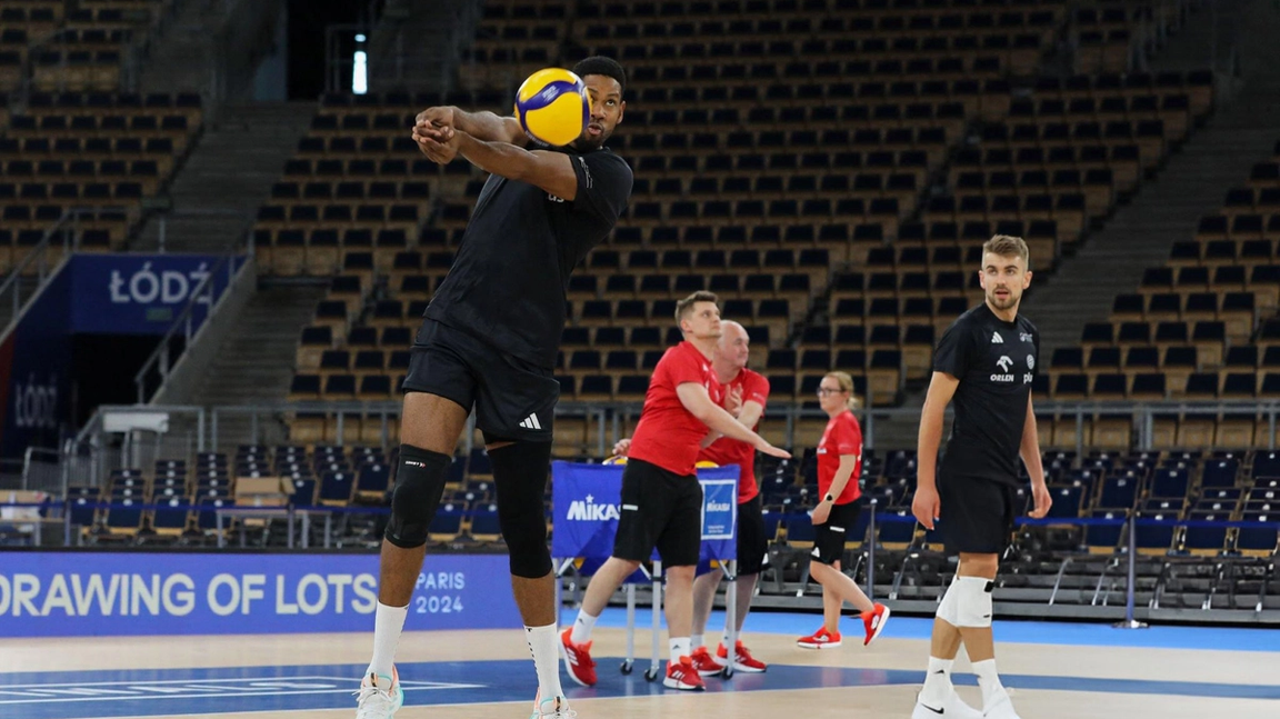 How to Make Your Volleyball Movement Look Clean and Controlled on the Court