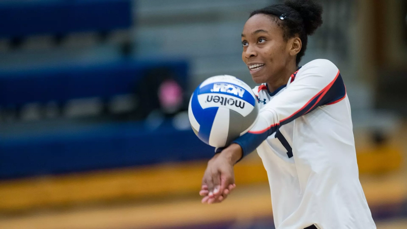 Volleyball: Scots Split at UW-La Crosse Tourney - Macalester College  Athletics