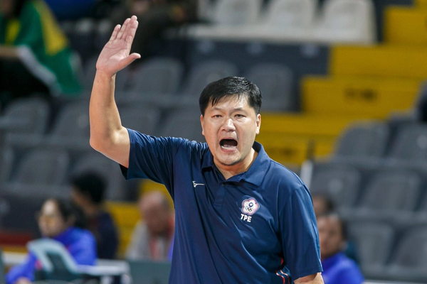 Why Tone Matters: How Coaches Build Communication Better