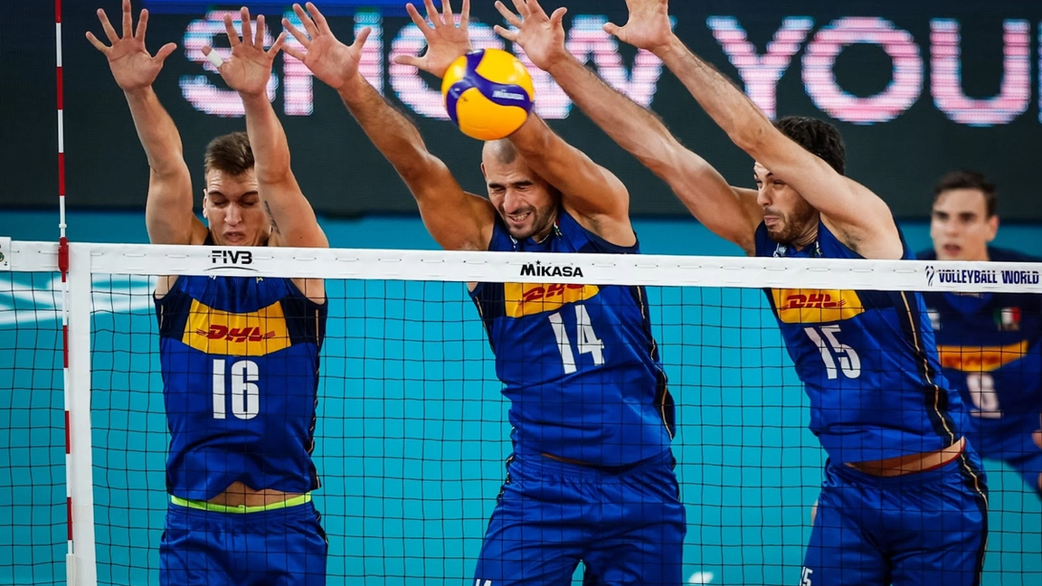 🏐 Step-by-Step Guide to Advancing as a Middle Blocker in Volleyball