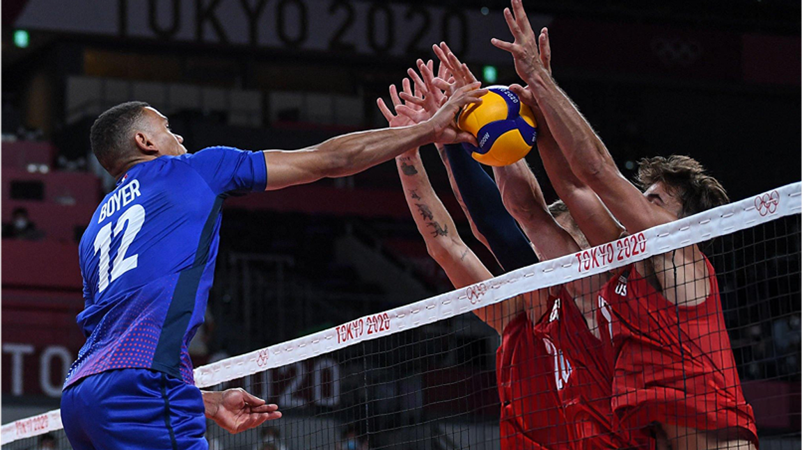 How to Block in Volleyball Like a Pro: Best Techniques, Drills & Tips